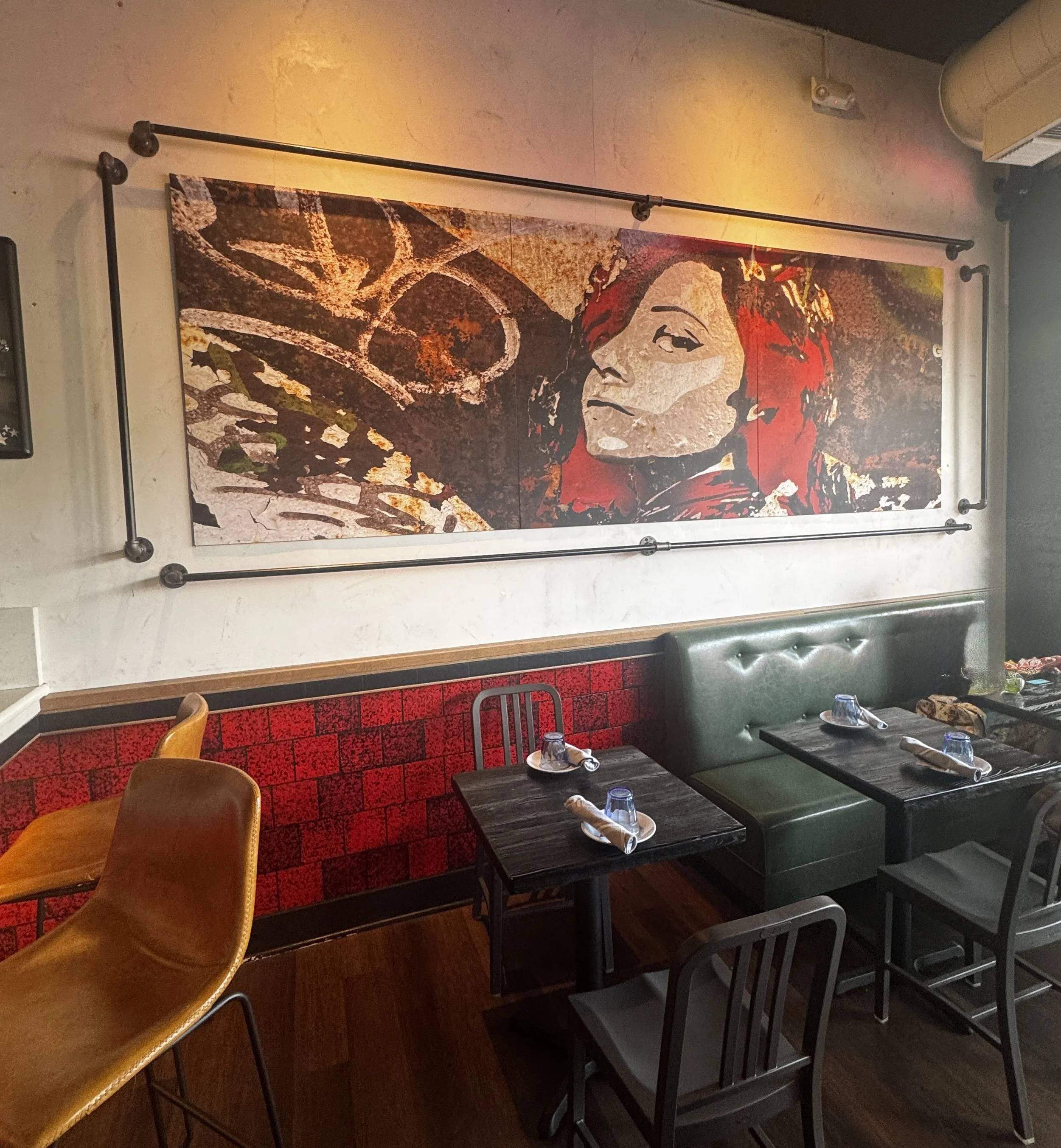RYEBIRD    Fairfield, CT   Large format wall graphics