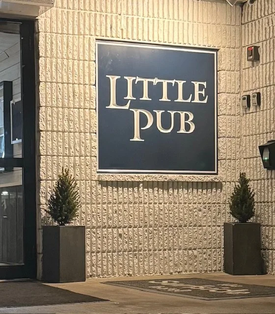 LITTLE PUB  Lordship Stratford CT    Carved signage