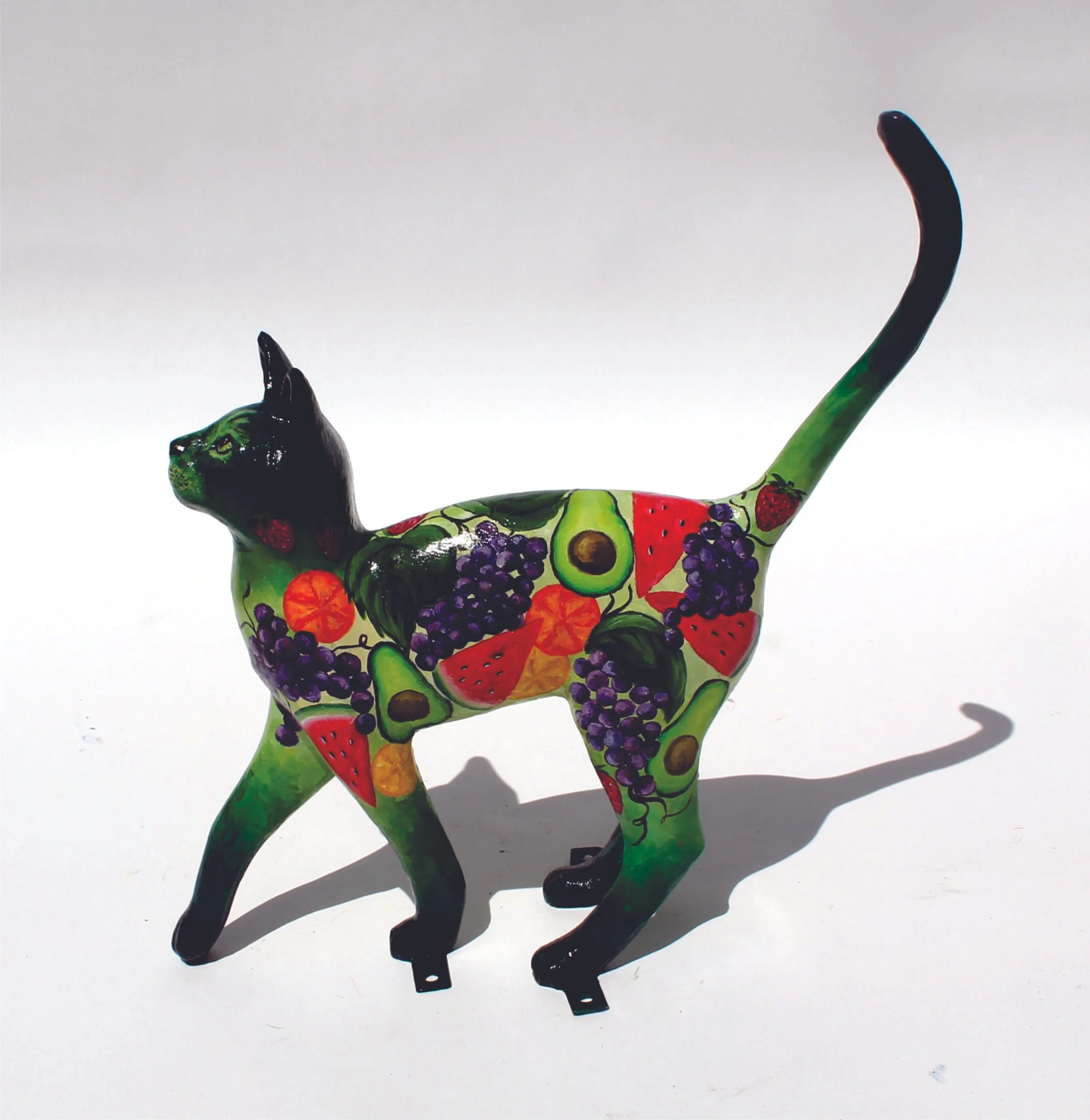 Fruit Cat
15.5x8x22
Sculpture
2019