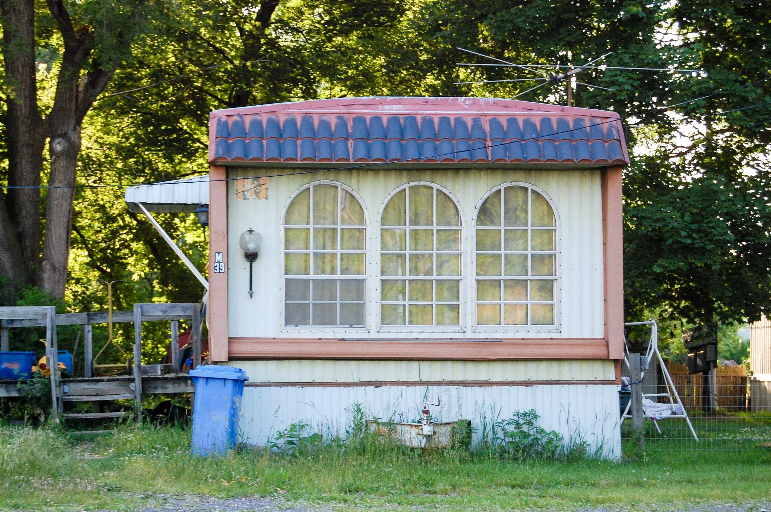 lemoyne_trailerpark (26)-Enhanced.jpg