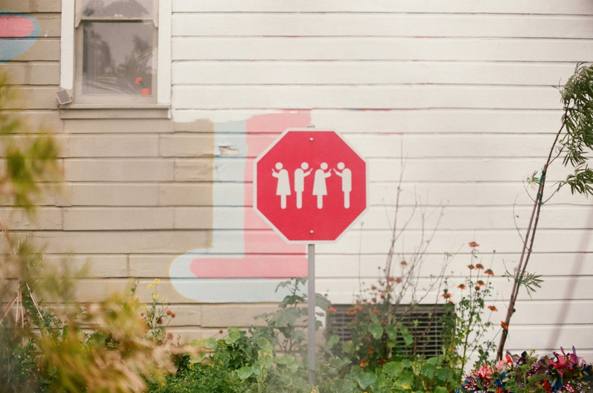 HOA Etiquette Every Neighbor Should Know