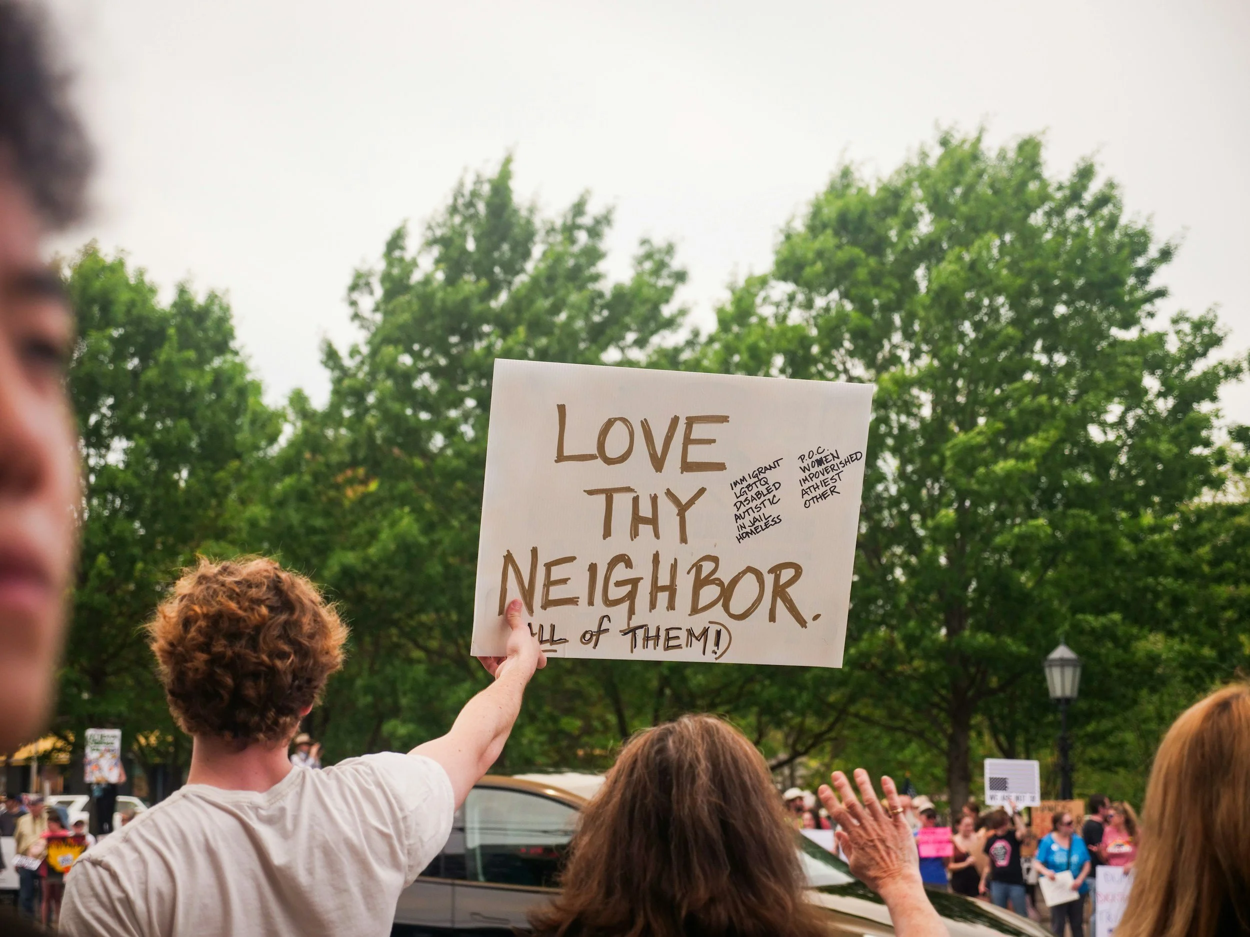 How to Be a Good Neighbor