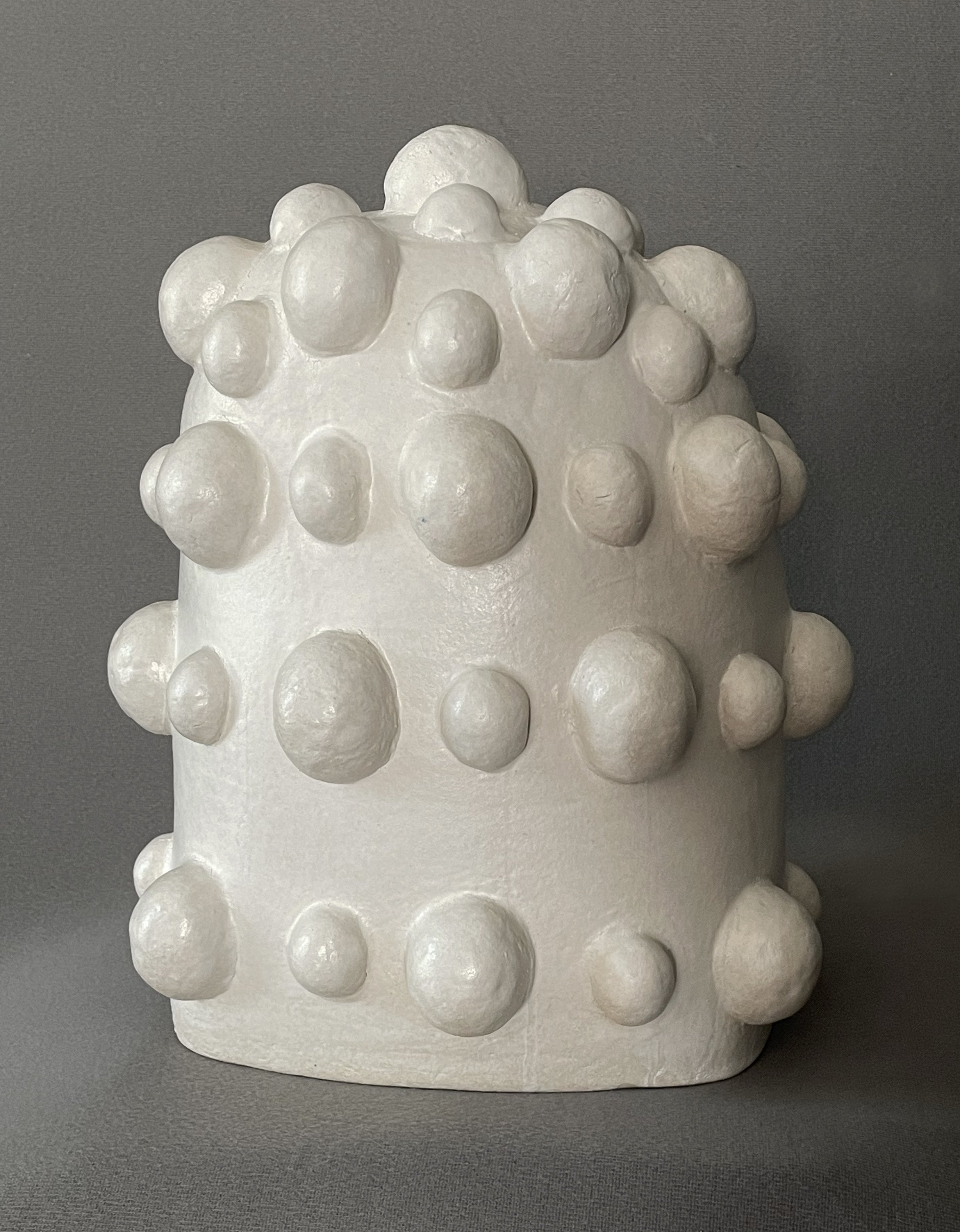 Ball Pod I, 2019
Stoneware, glaze
Dimensions: (w, d, h) 12” x 10” x 14”