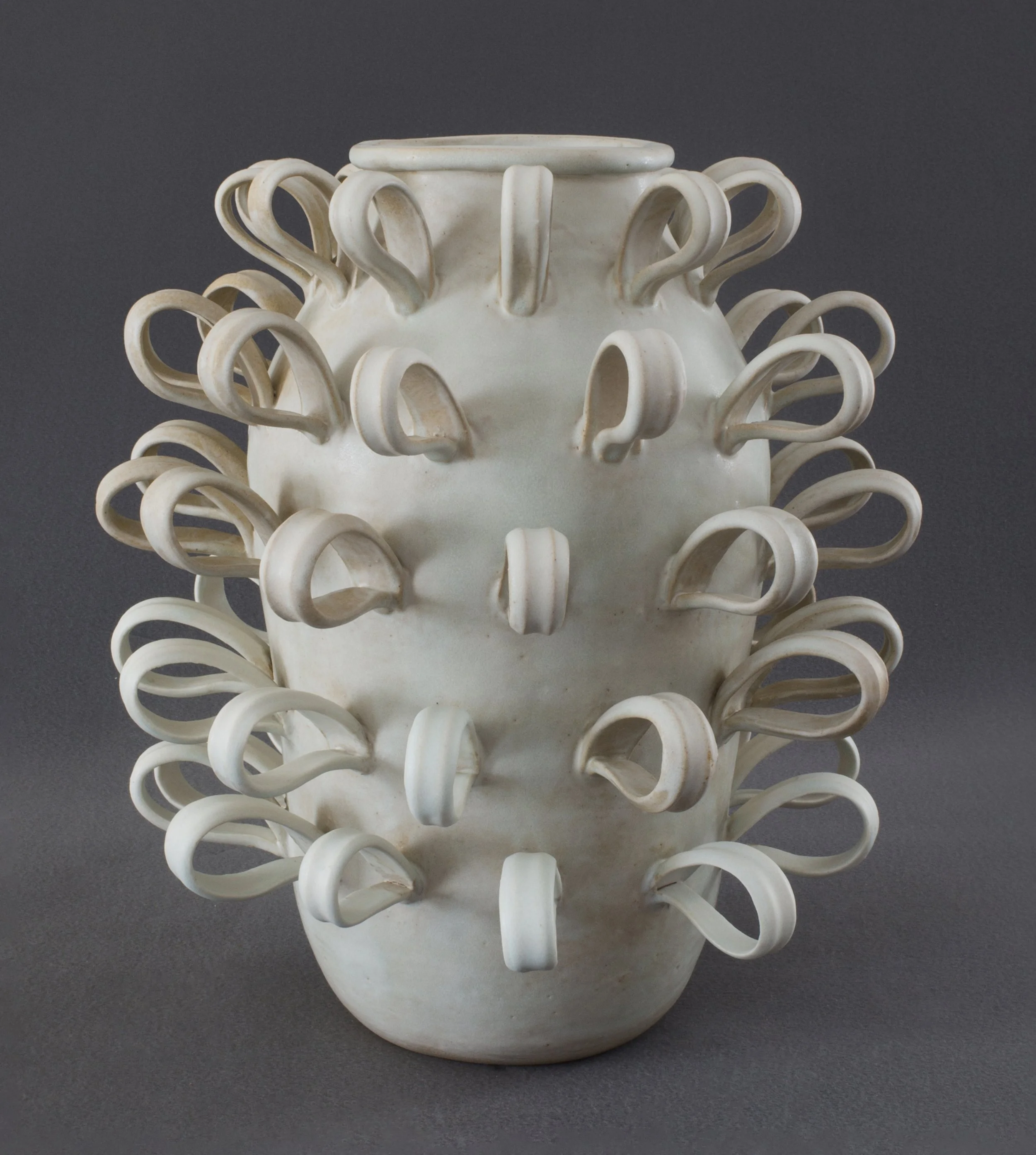 Untitled Handle Pot, 2017
Stoneware, handbuilt,
Dimensions: (w, d, h) 14” x 14” x 15”