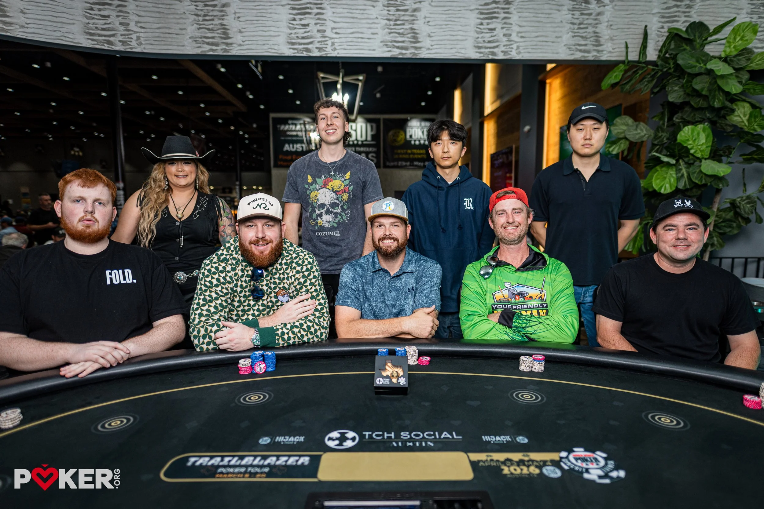 Final Table Mini Main TCHHHR59670-3.jpg