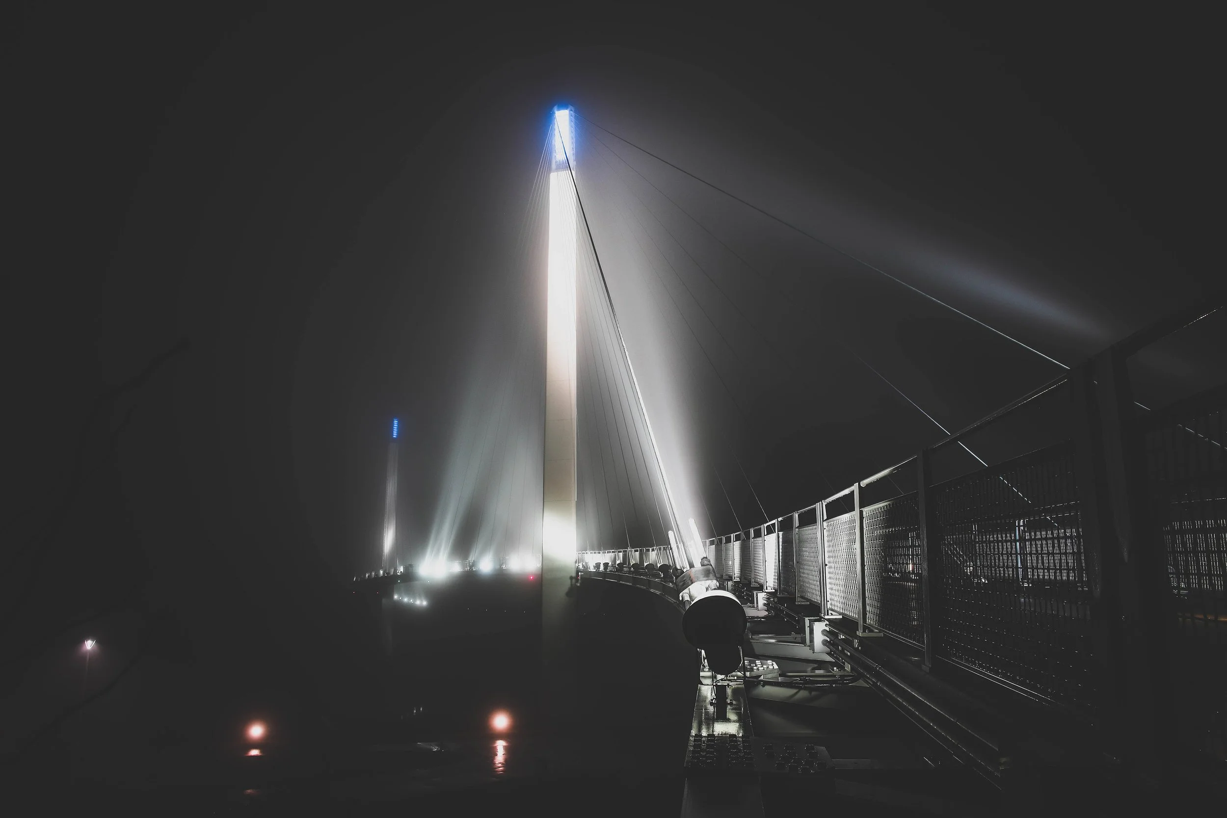 Foggy bridge horizontal.jpg