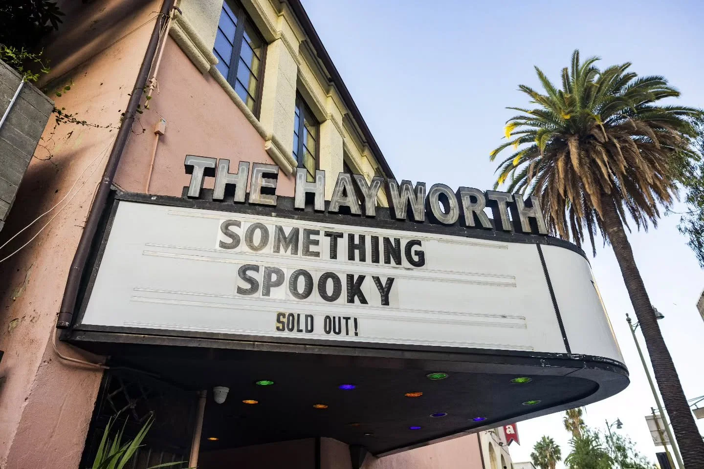 @somethingspookyshow SOLD OUT @dynastytypewriter 200 people screamed, laughed, and had a paranormal experience in a haunted theater! So many goosebumps! @burke.alexander set the atmosphere with his spooky vibes! Next show NYC for the off-Broadway pre