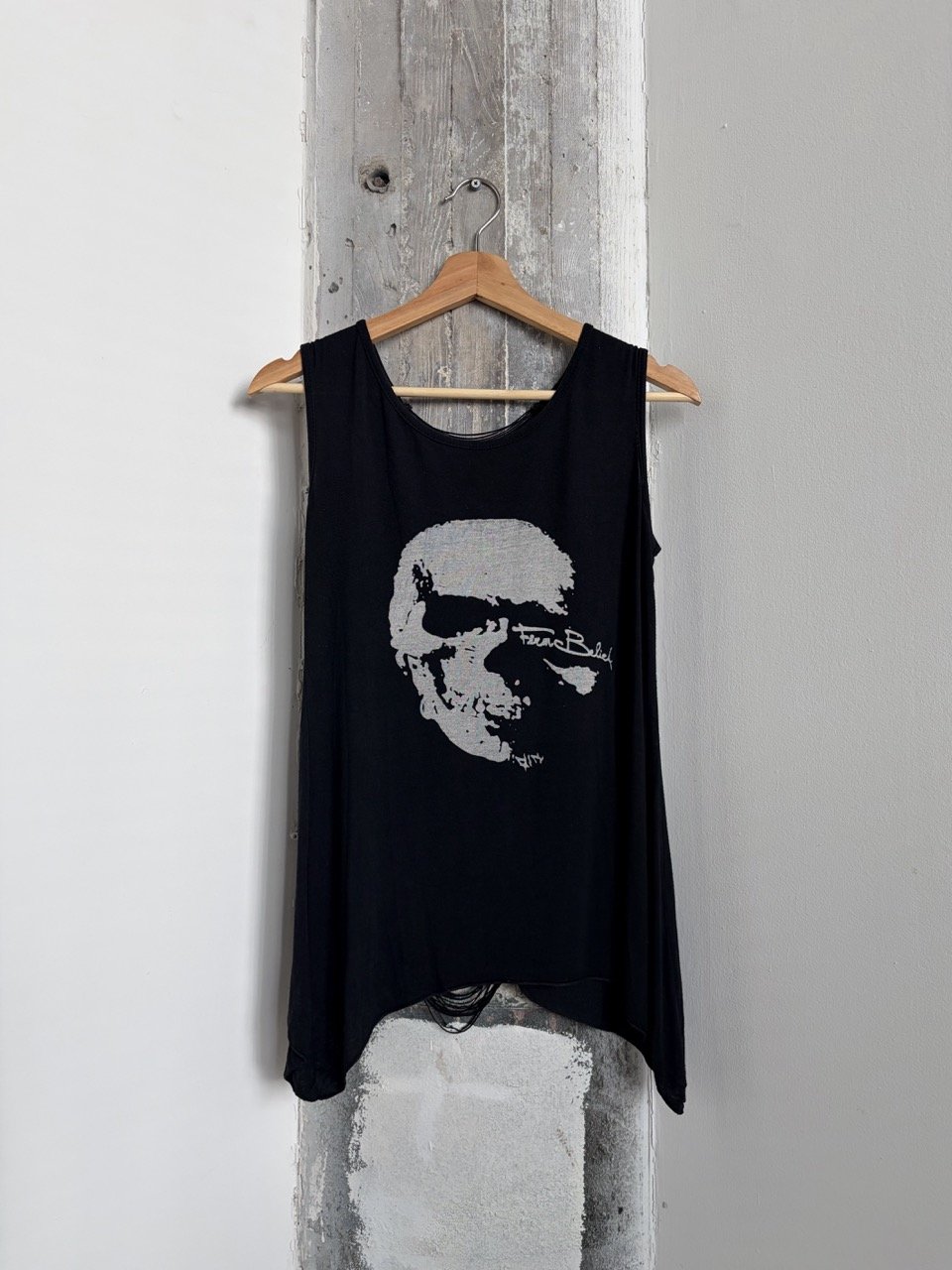 Asymmetrical True Belief Skull Tank Top