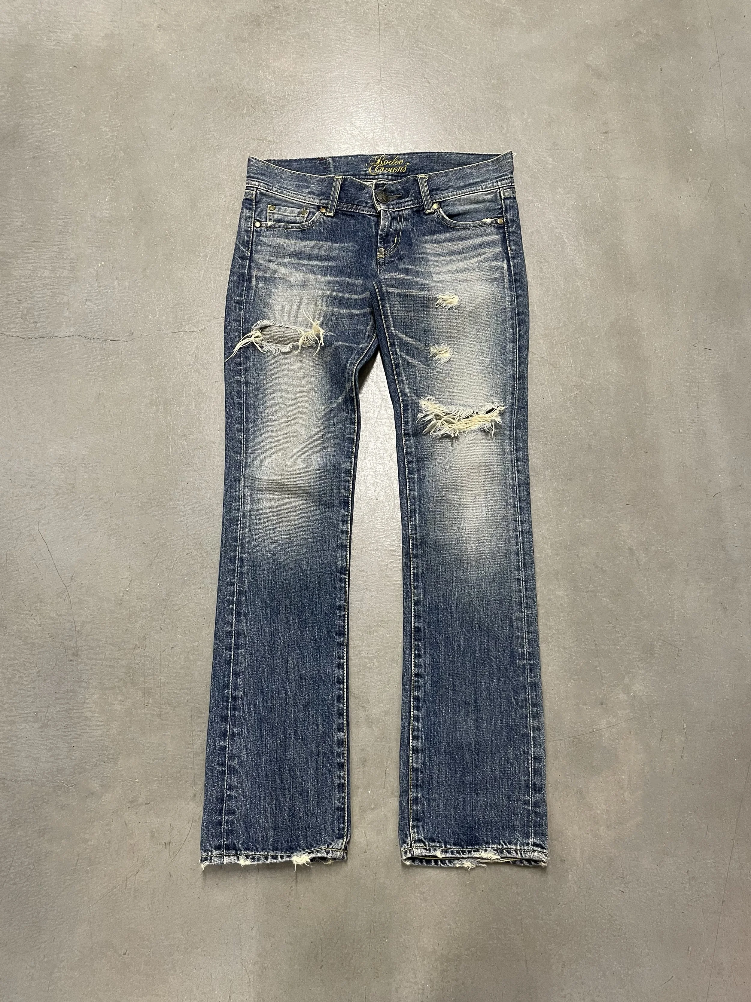 RODEO CROWNS DISTRESSED DENIM