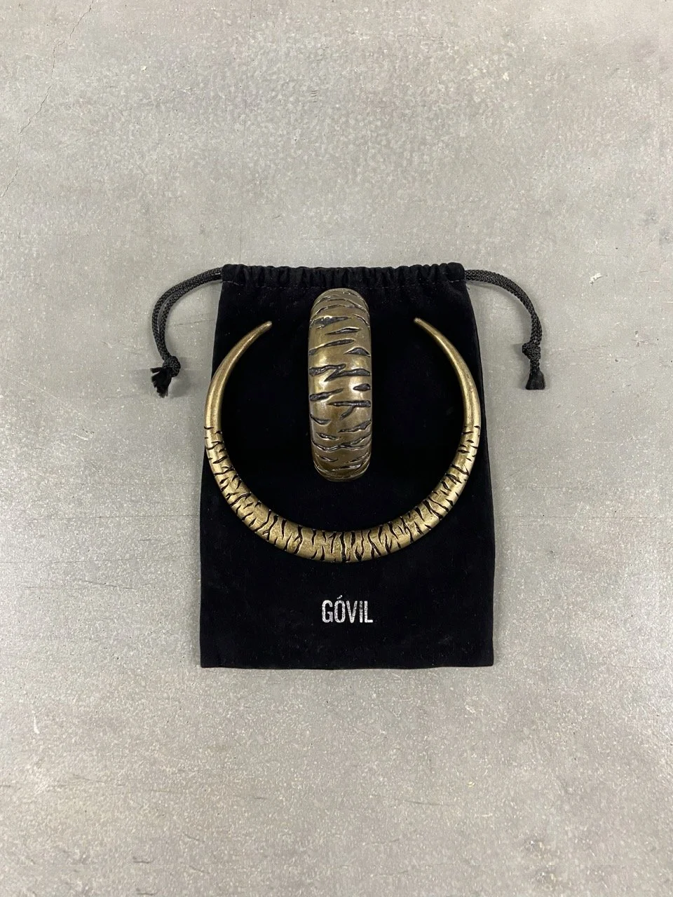 GOVIL "Tribal Tiger" Necklace & Bangle set