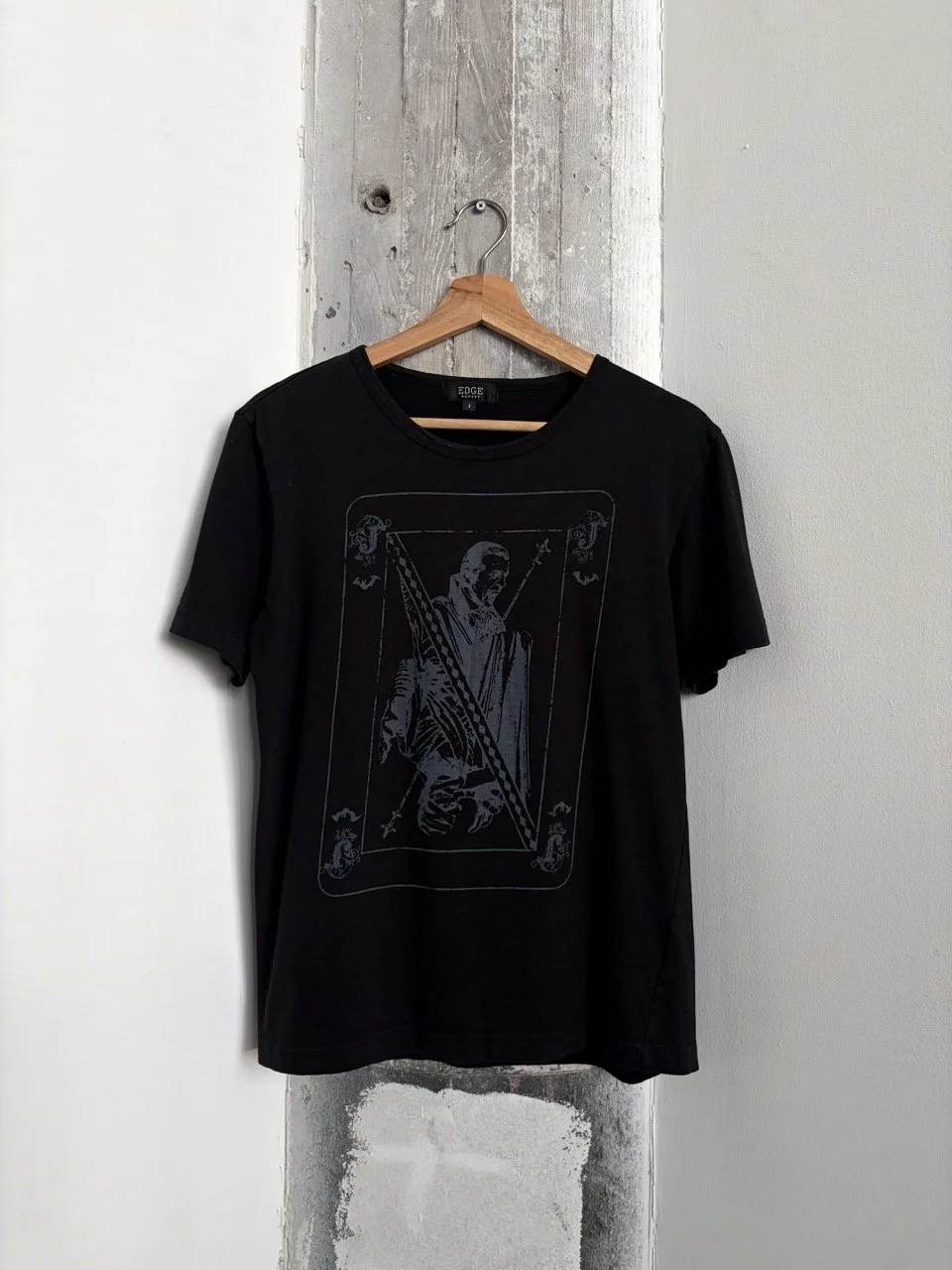 Edge Rupert Fascinate tee