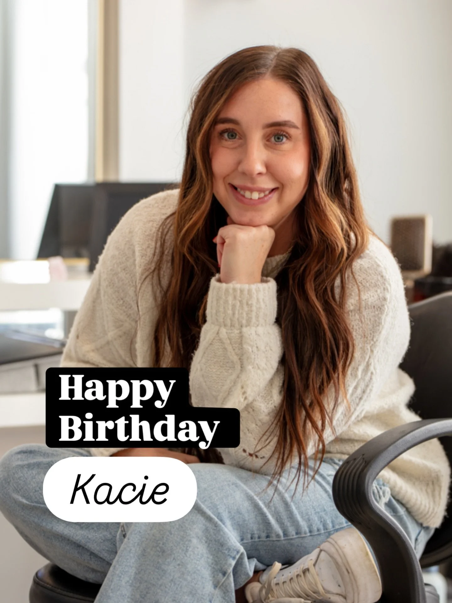 Everyone wish @hairbykacie_a a happy birthday!! 🎉 

We hope you have the best day because you deserve it! 🎂