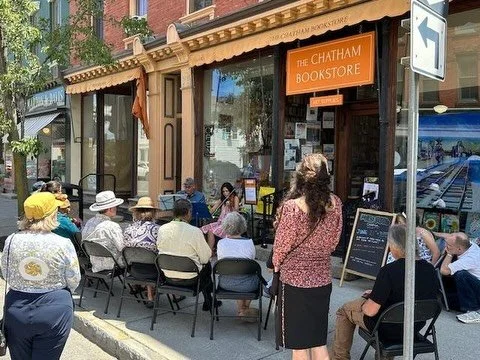 How delightful is this? During our break in June, TCO musician Robert Walters and his daughter performed compositions by Bach and other composers before an enthusiastic audience at the Chatham Bookstore in Chatham, New York, for their &ldquo;Make Mus