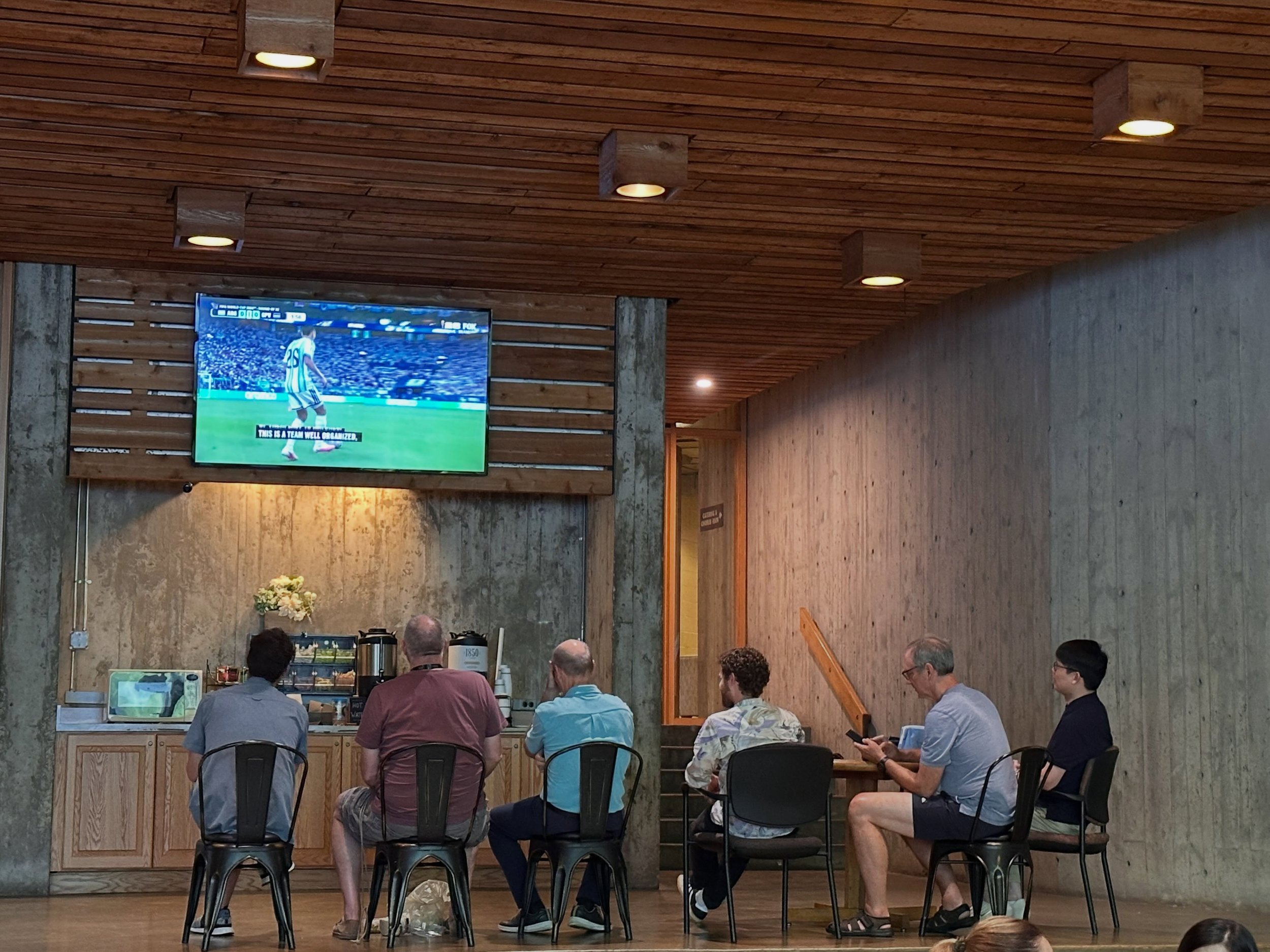 Dinner break at Blossom during the World Cup season. 😂