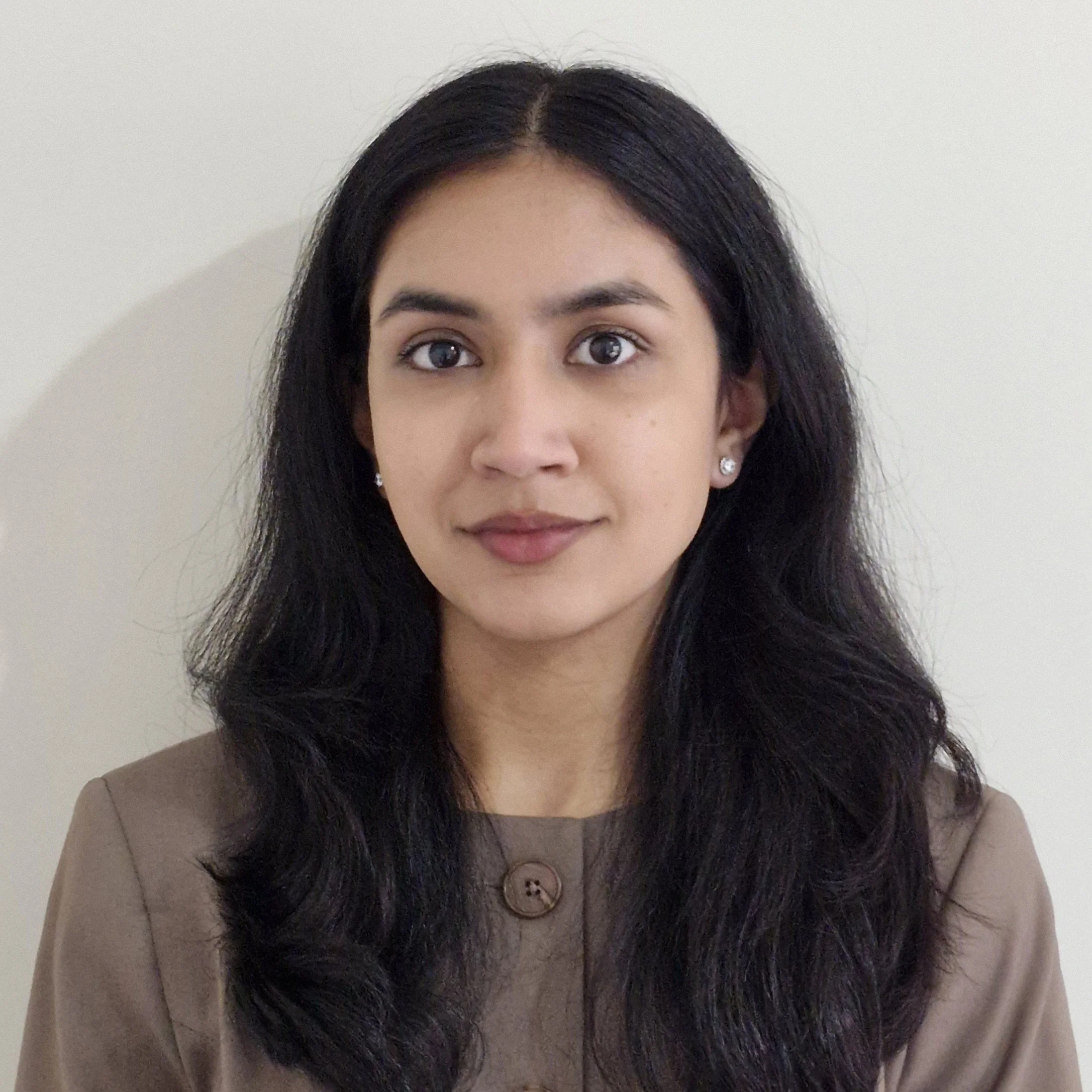 Arya Patel Headshot