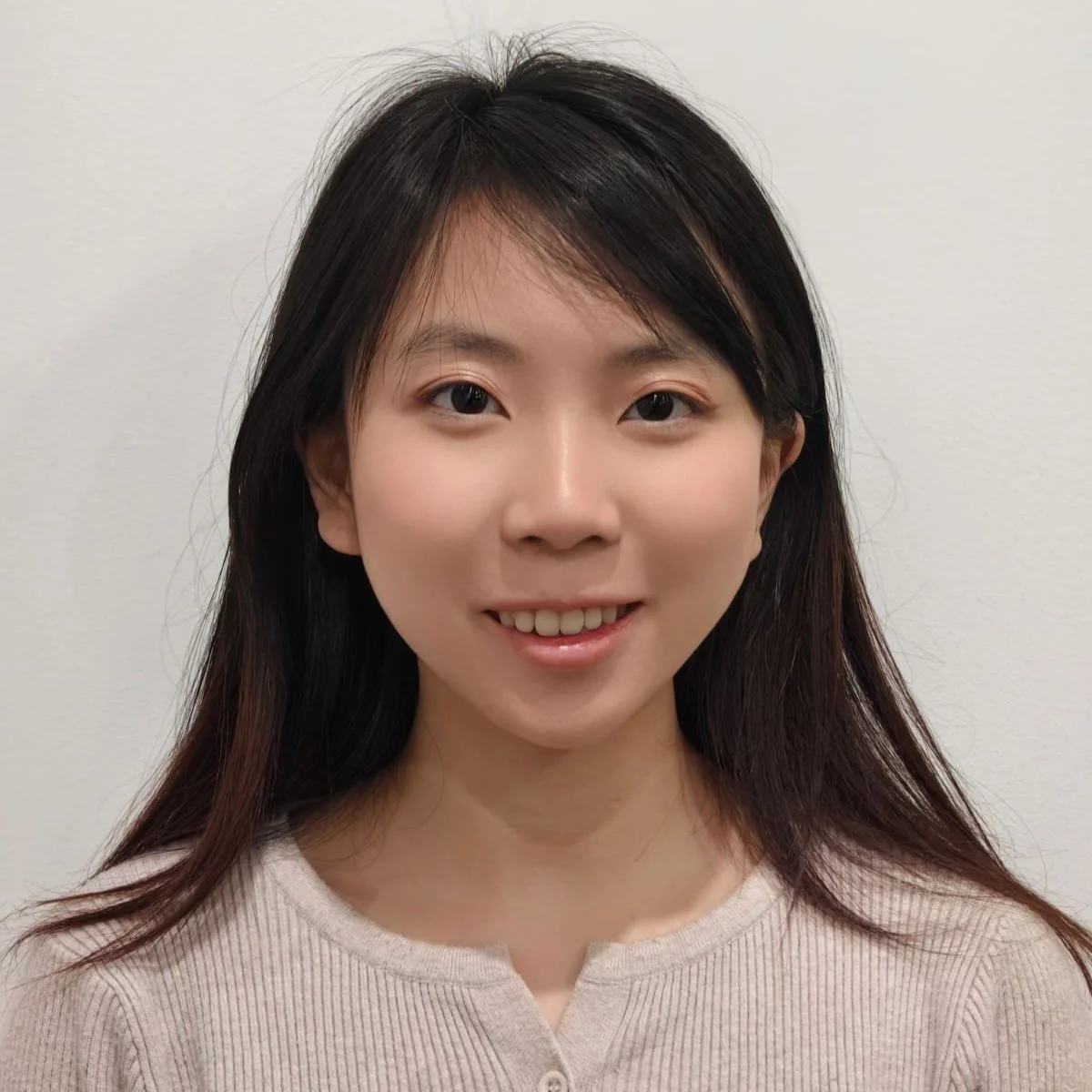 Claudia Wong headshot