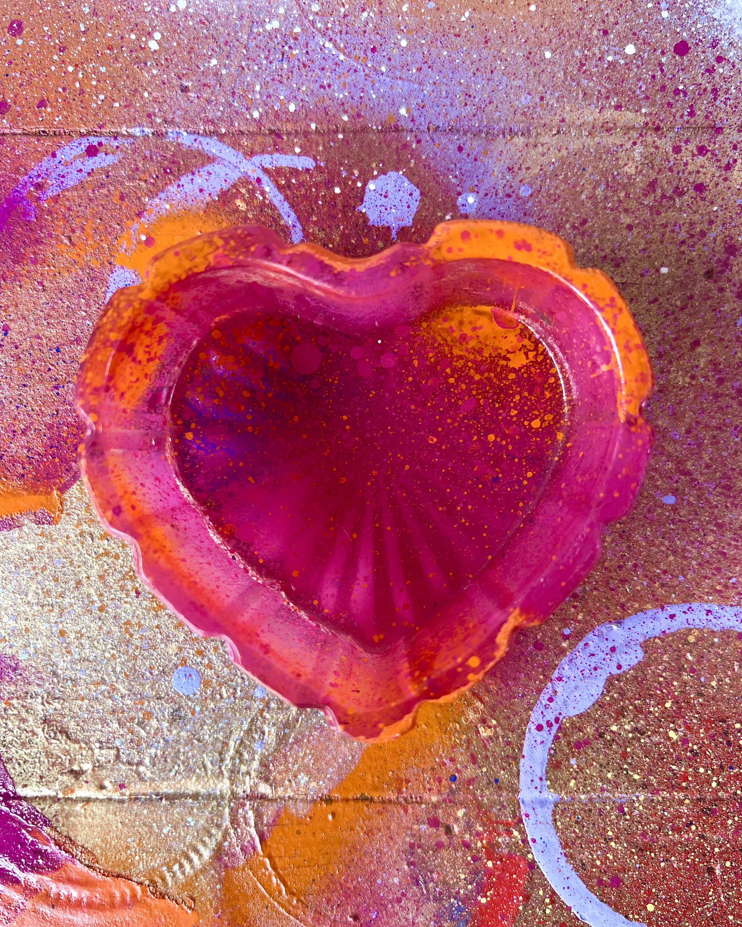 Heart Gal Ash Tray