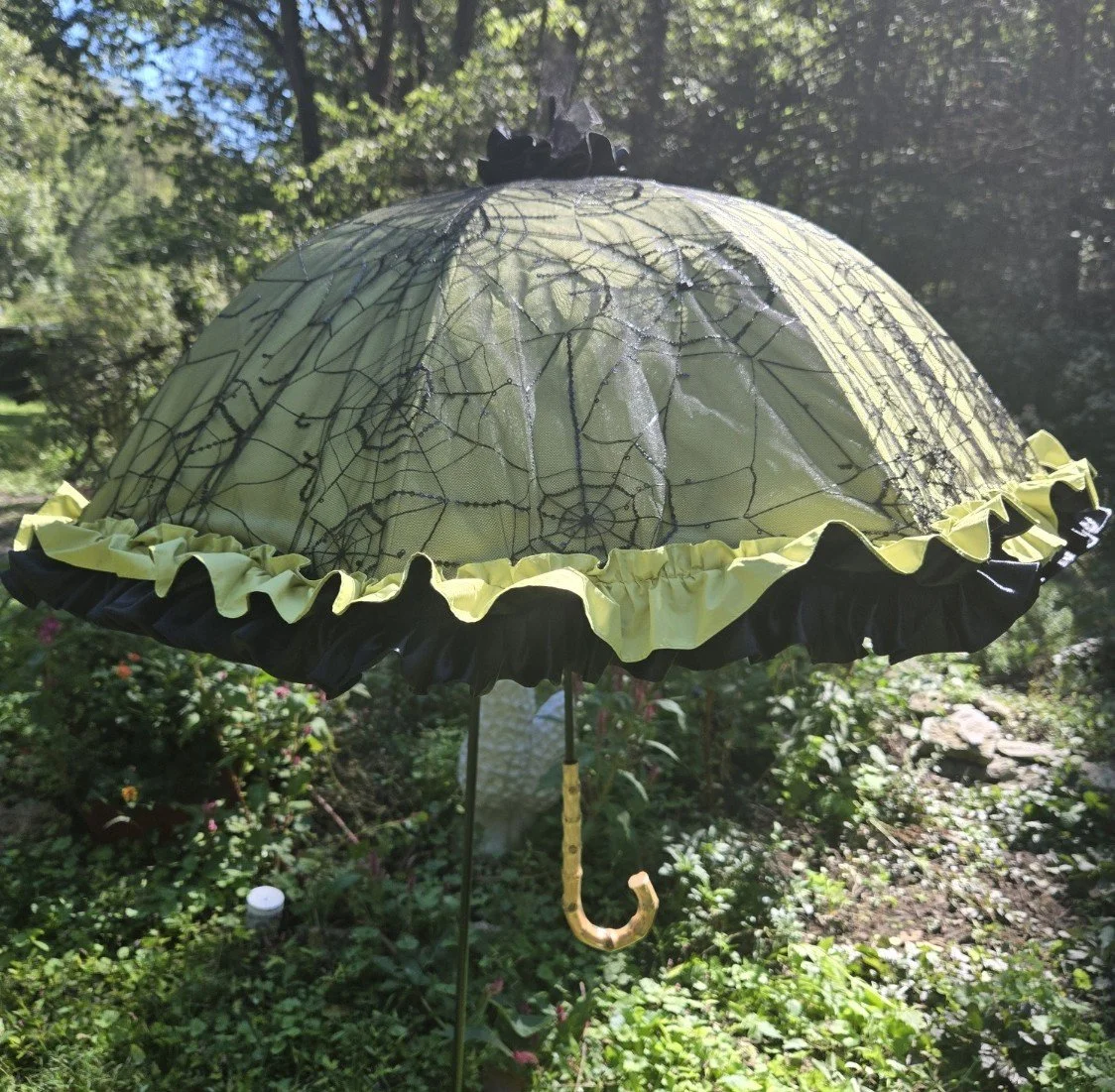 Green Spiderweb Lace Parasol with Sequins