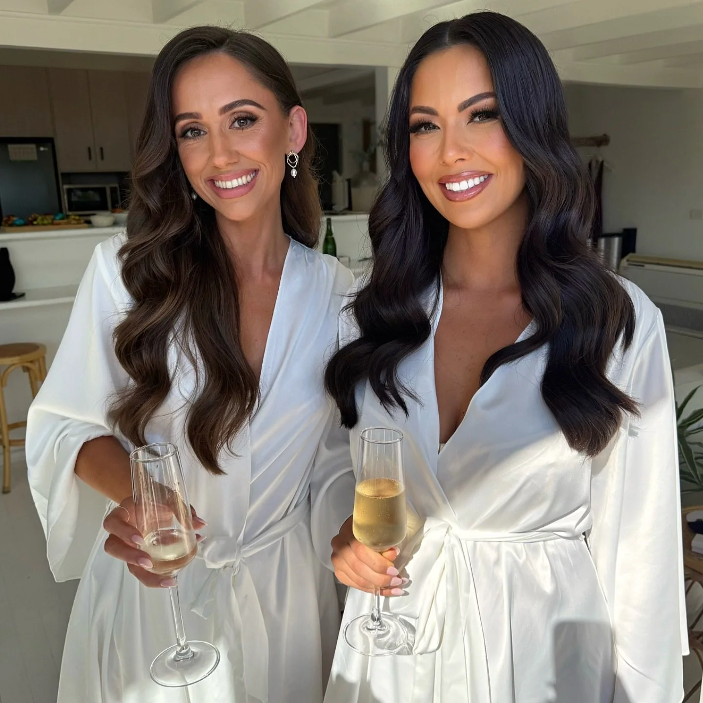 💄 My go to bridesmaid makeup look ⤵️

Choosing your bridesmaid makeup look is all about enhancing natural beauty while keeping the overall bridal vision seamless.

My go-to tips:
&ndash; Keep it timeless, not trend-driven (you&rsquo;ll thank yoursel