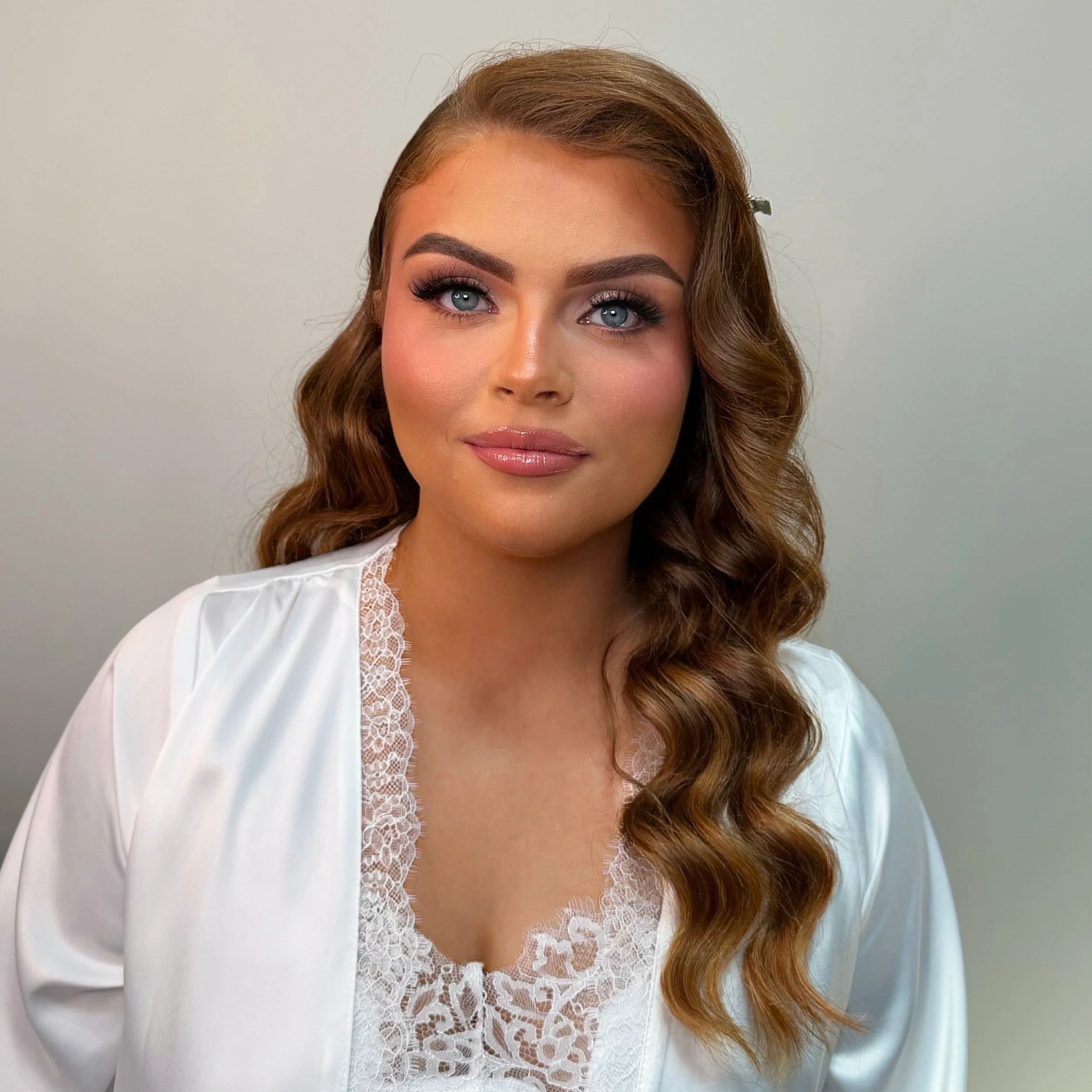 Our bride Marissa 🤍💍 what a pleasure to bring your bridal vision to life 🥰 

Assisted by my girl @makeupbyliav_ 🩷 

#sydneymakeupartist #sydneymua #sydneybridalmakeup #bridalmakeupartist sydneybridalmua