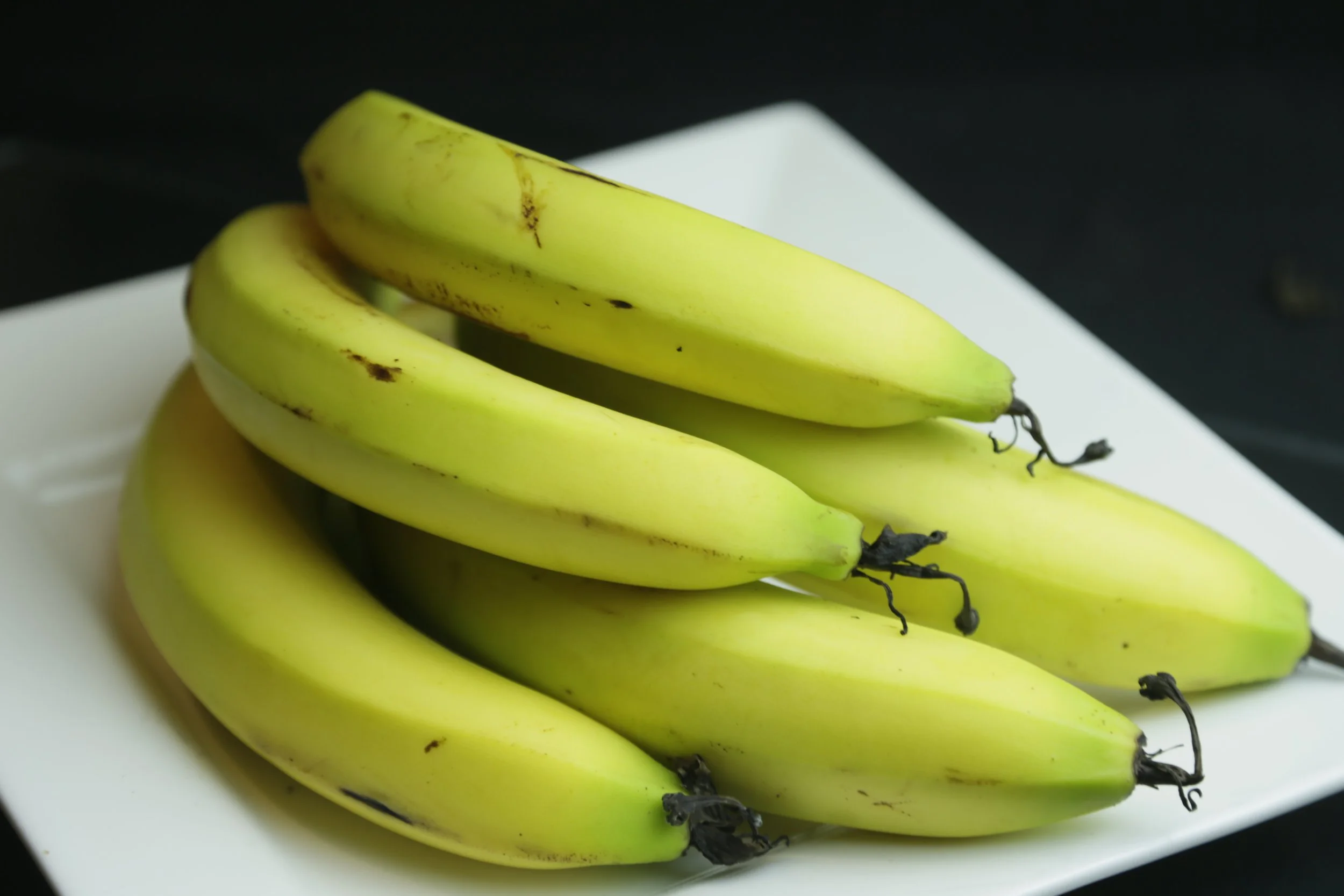 Farm-Fresh Large Bananas