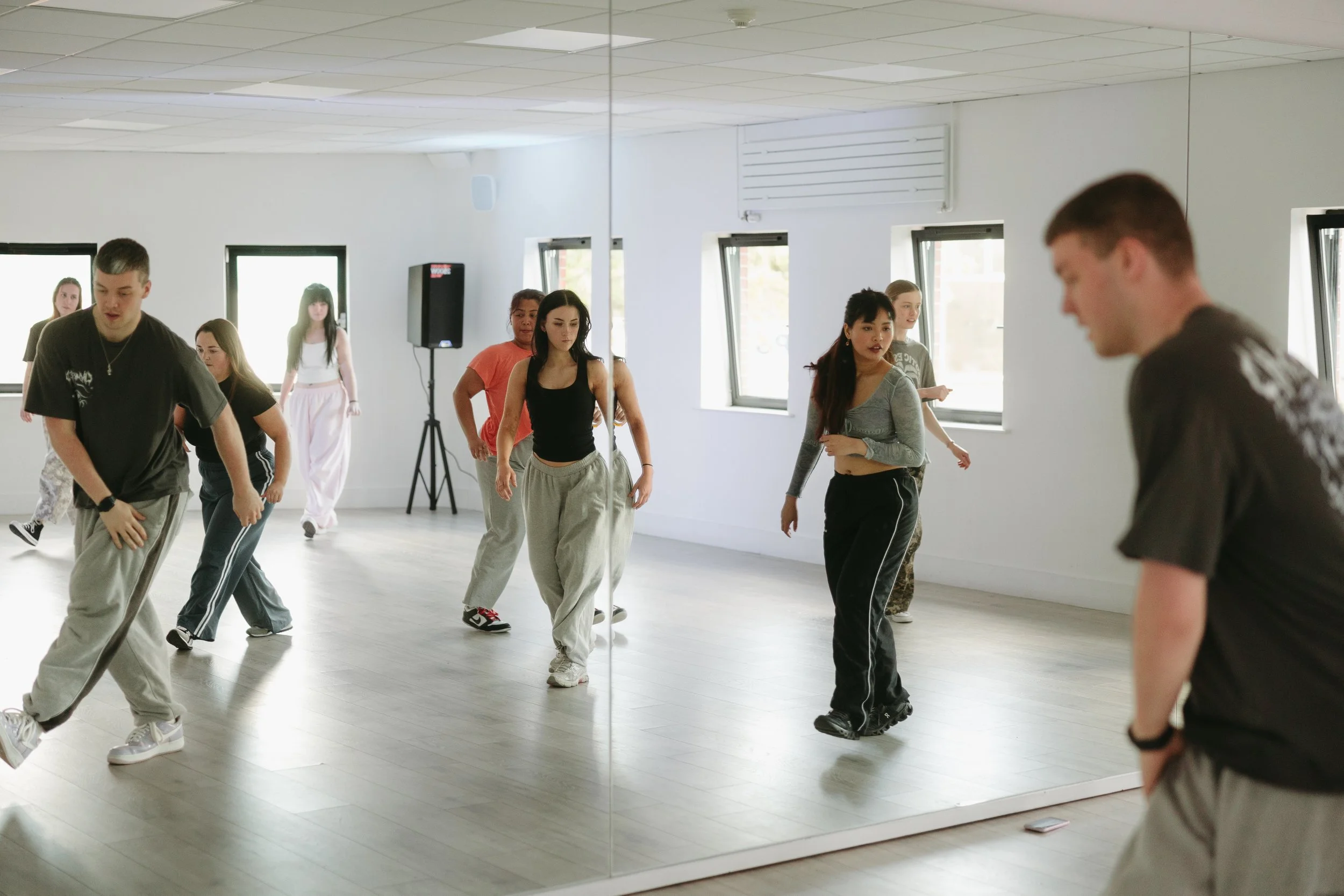 Complete Beginners- Commercial- Wednesdays- 3 weeks