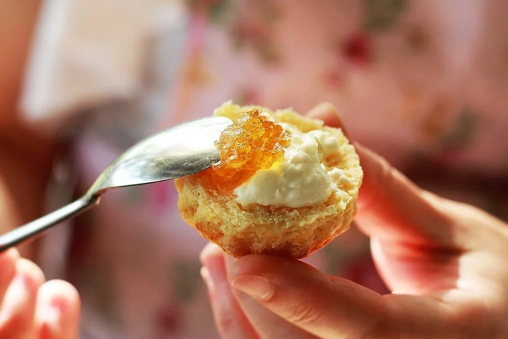 Scone%2Bhand.jpg