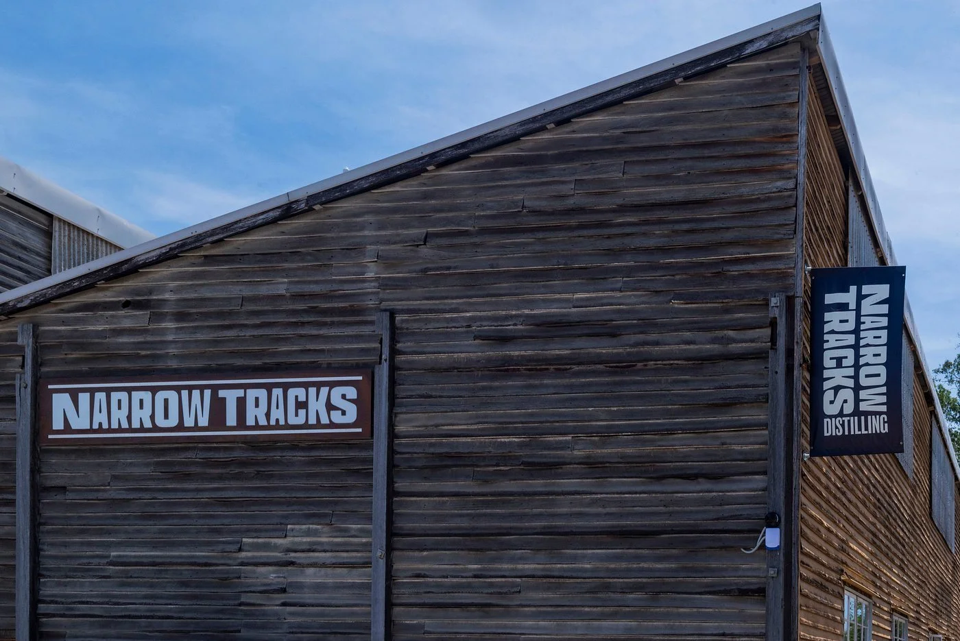 narrow-tracks-distillery.jpg