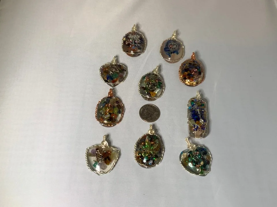 011-Medium_Rune_Pendants_9.jpg