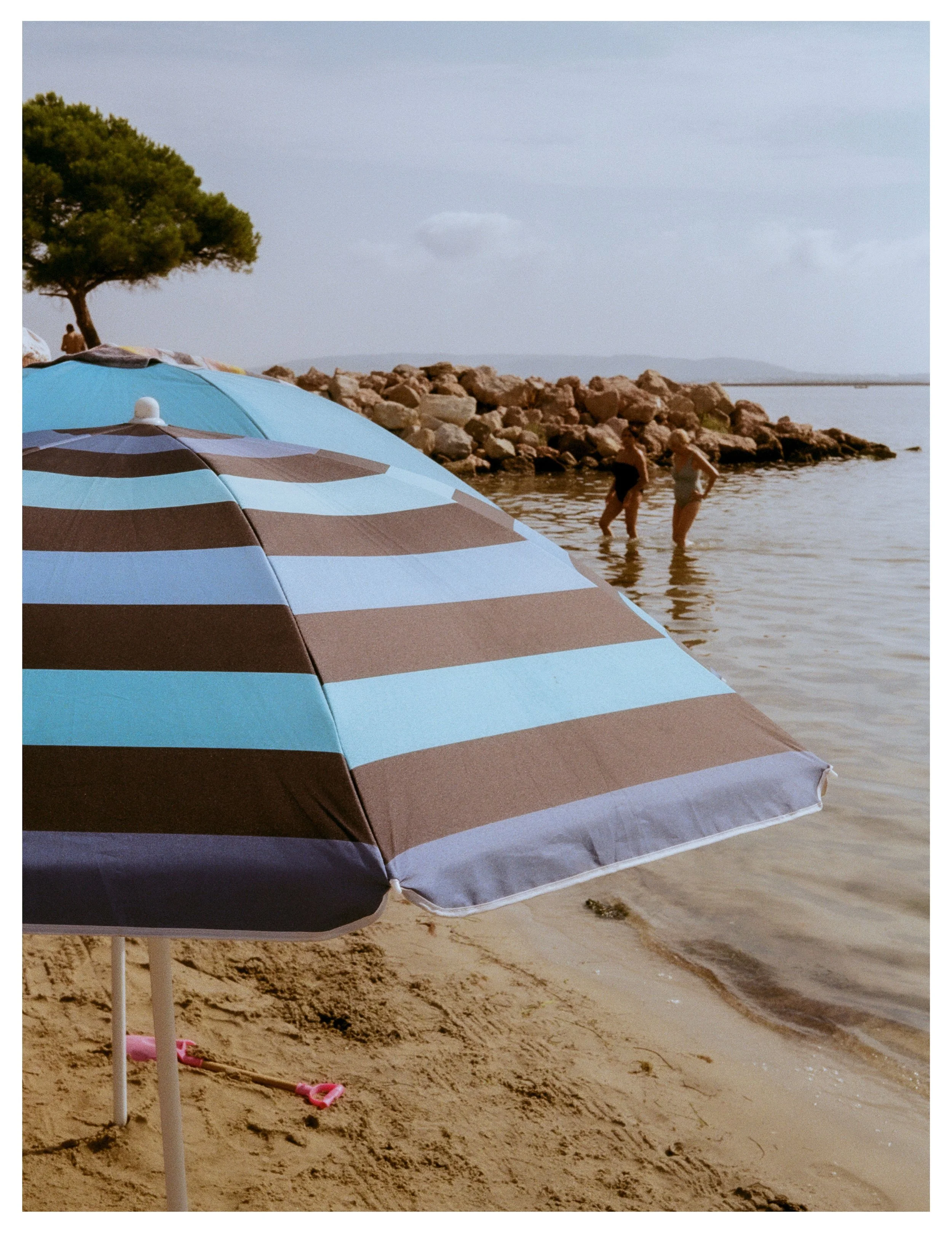 OUTSTATE01-Summer-Body_BY-STENCER-SAINTELANGE100.jpg