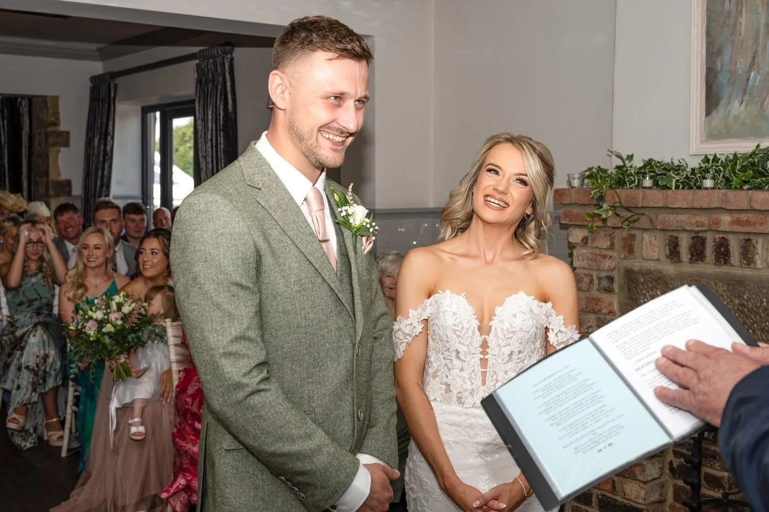 fb74f59f-808c-42b4-ae97-ccecfeebfffe.jpg