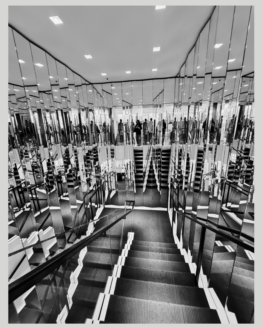 Chanel mirror Store VM