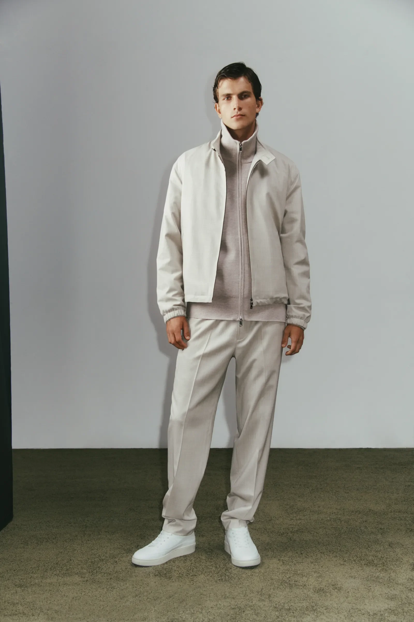 00016-theory-fall-2026-menswear-credit-brand.webp