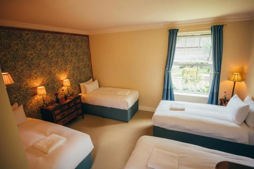 4pax bedroom.jpeg