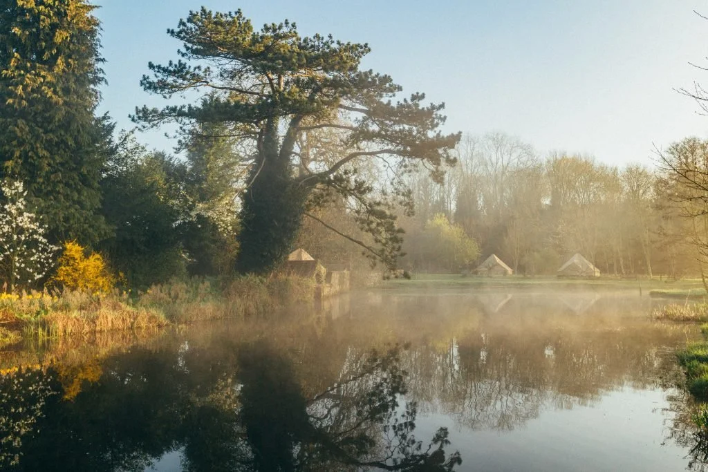 Bell tent glamping (1st release)
