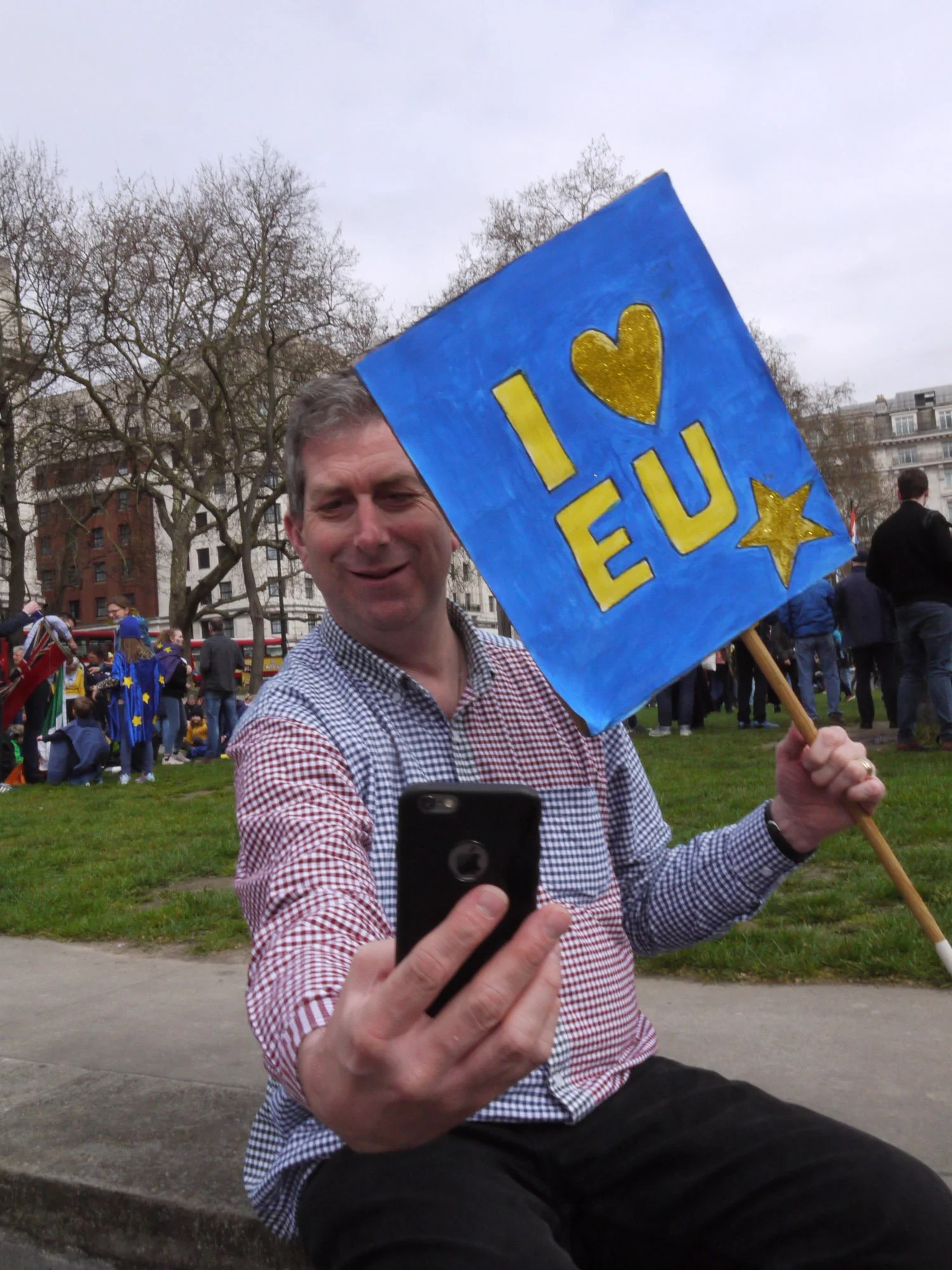 Bob Watkins P1120274 London Street Jan March 2019  24 March 19   I love EU selfie marble arch.jpg