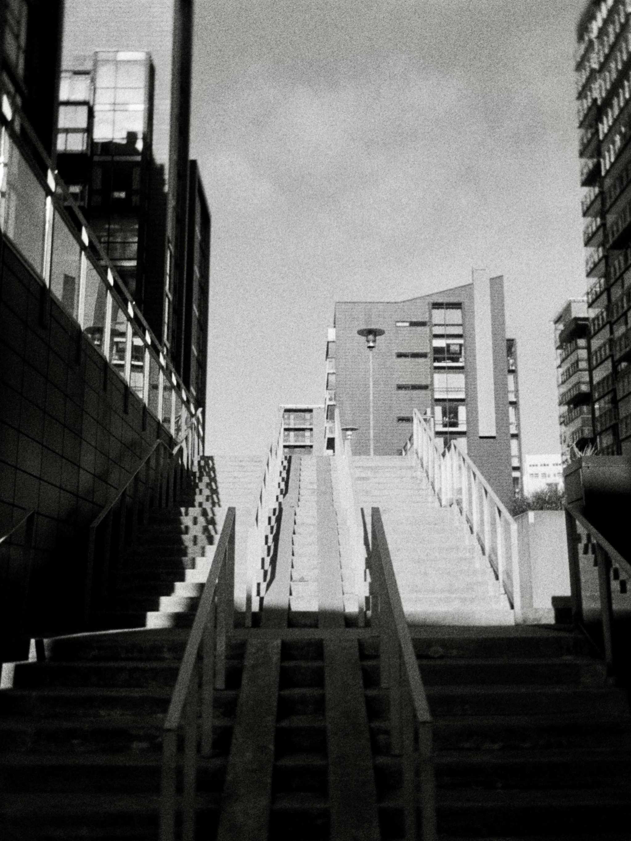 Different views in Reykjav&iacute;k.
Iceland Saga 🇮🇸

#kodakektarh35&nbsp;#trix400 #analog #35mmfilm #filmisnotdead