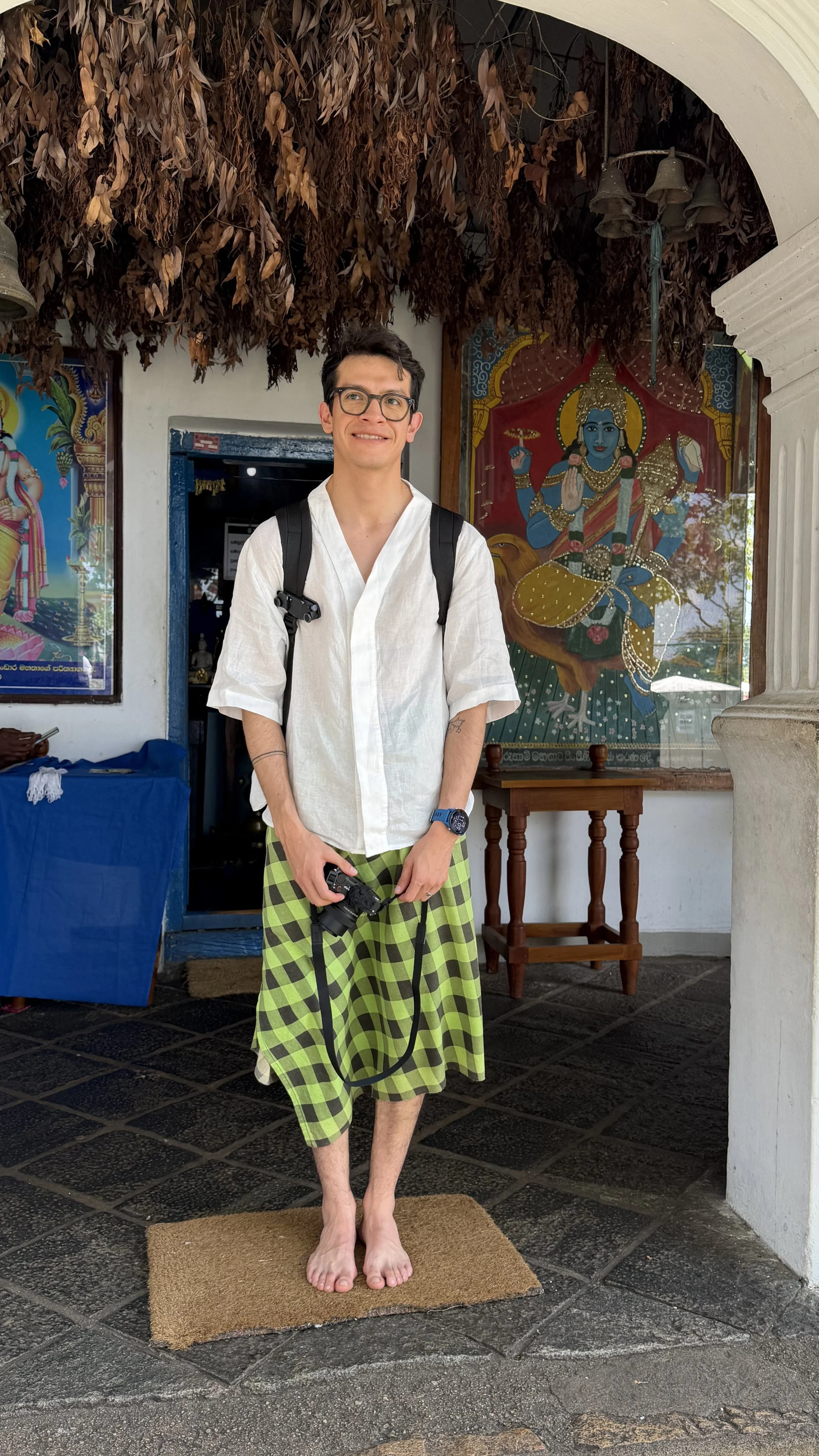 Pedro en el Templo de Dambulla