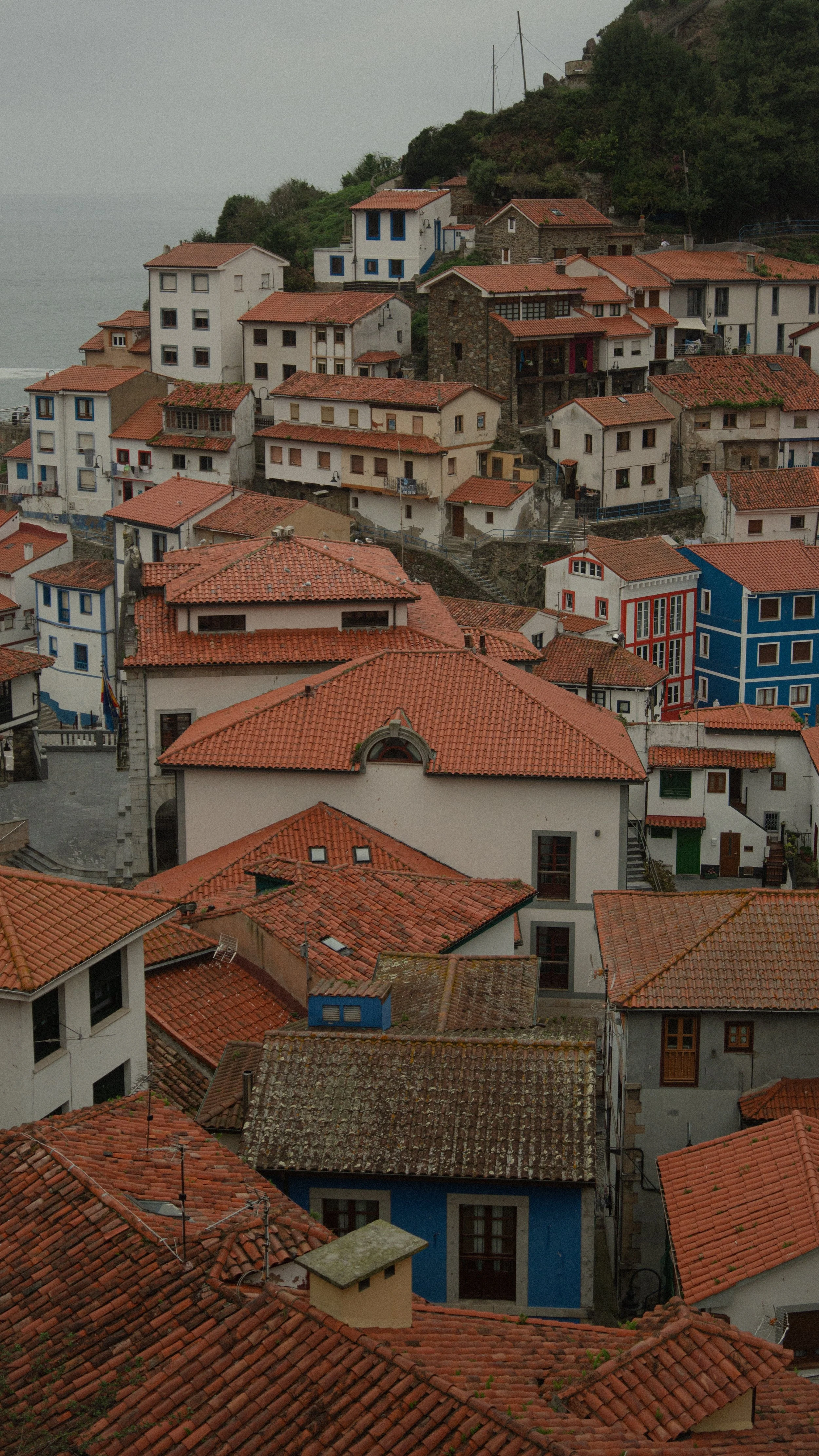 Vista de los techos en Cudillero