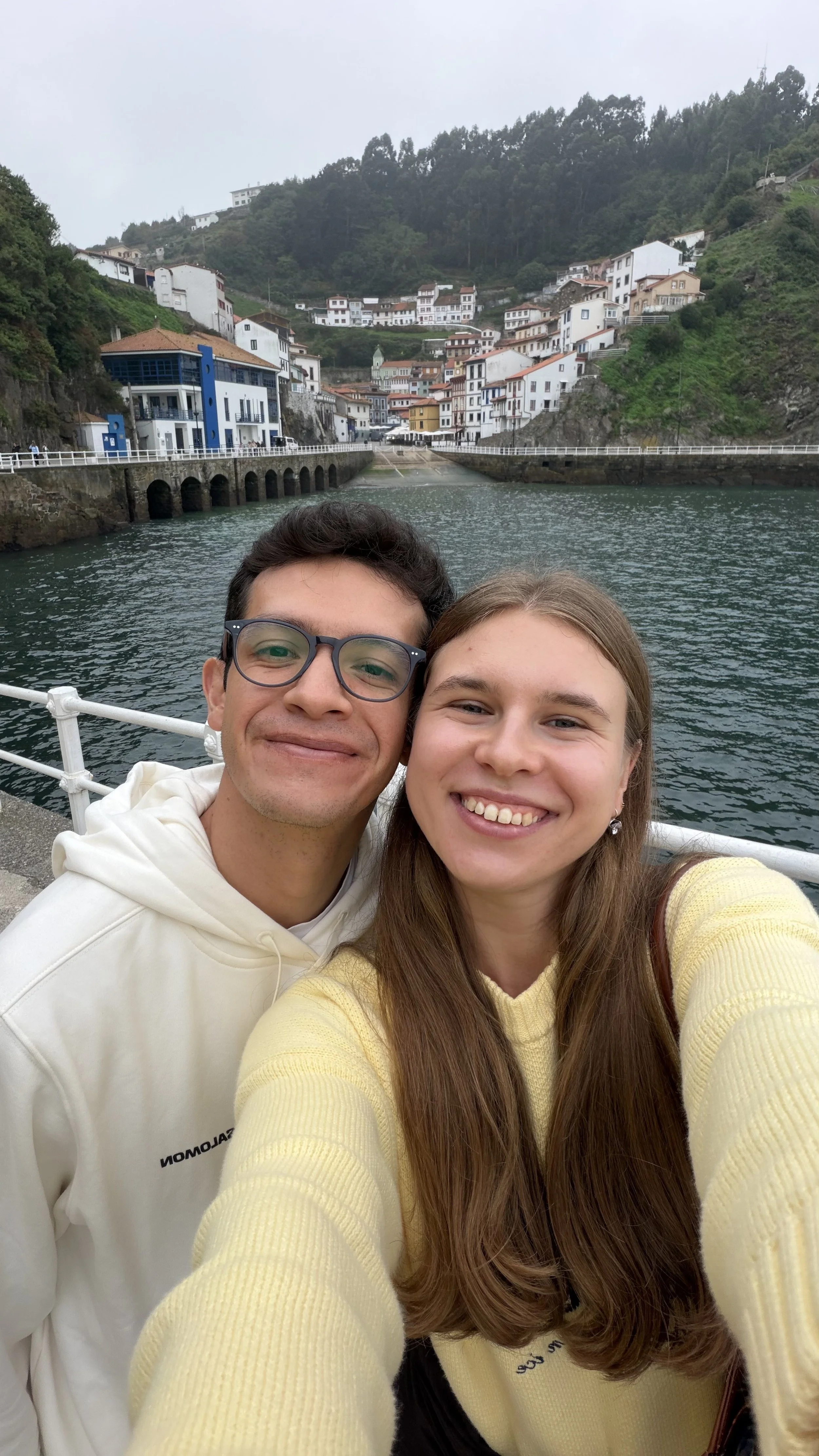 Pedro y Karyna en Asturias