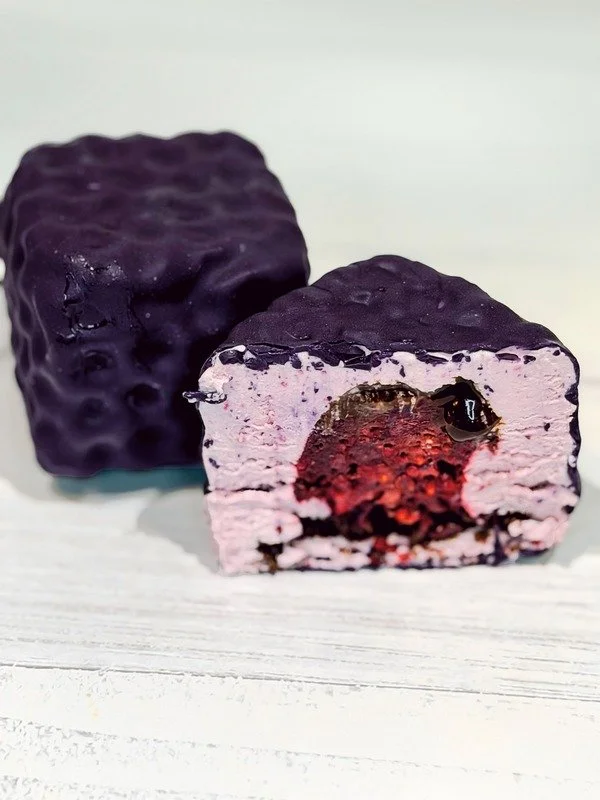 Blackberry Chocolate Mousse Cake