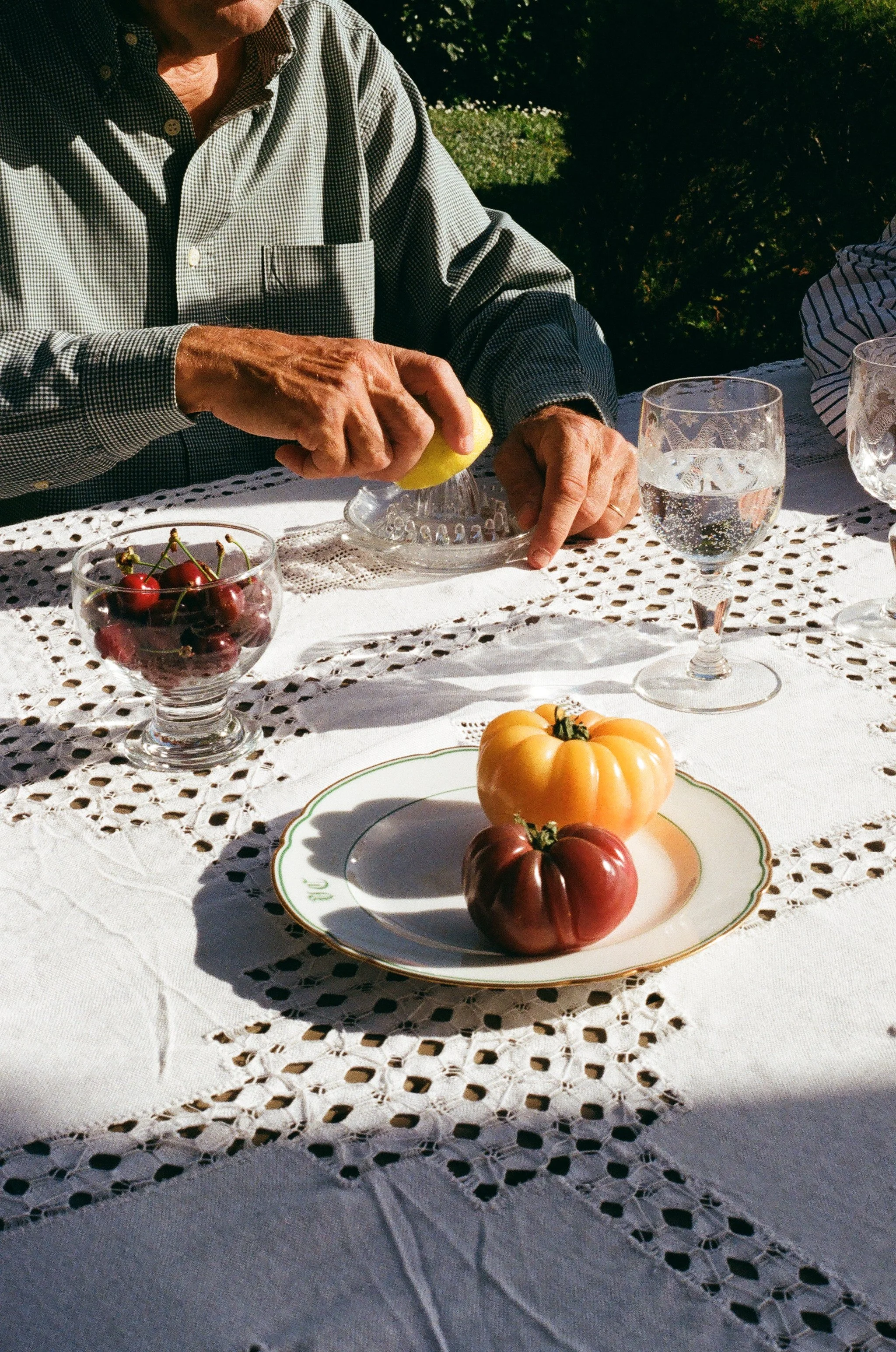 citron-table-jardin-homme-tomate-jaune.JPG