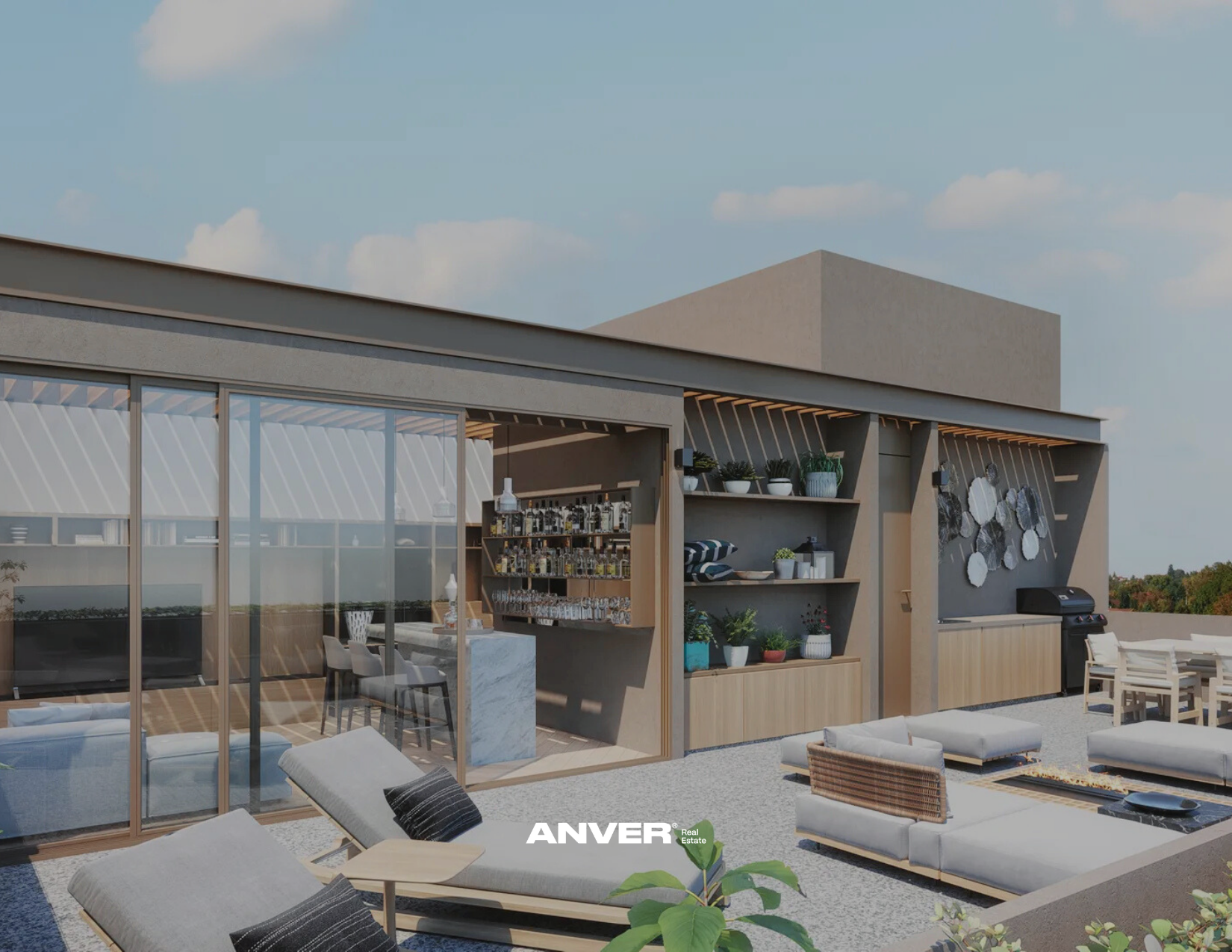 Terraza en el área de la azotea con espacio para asar, muebles de exterior y una estructura de techo con vidrio, decorada con plantas y objetos decorativos.
