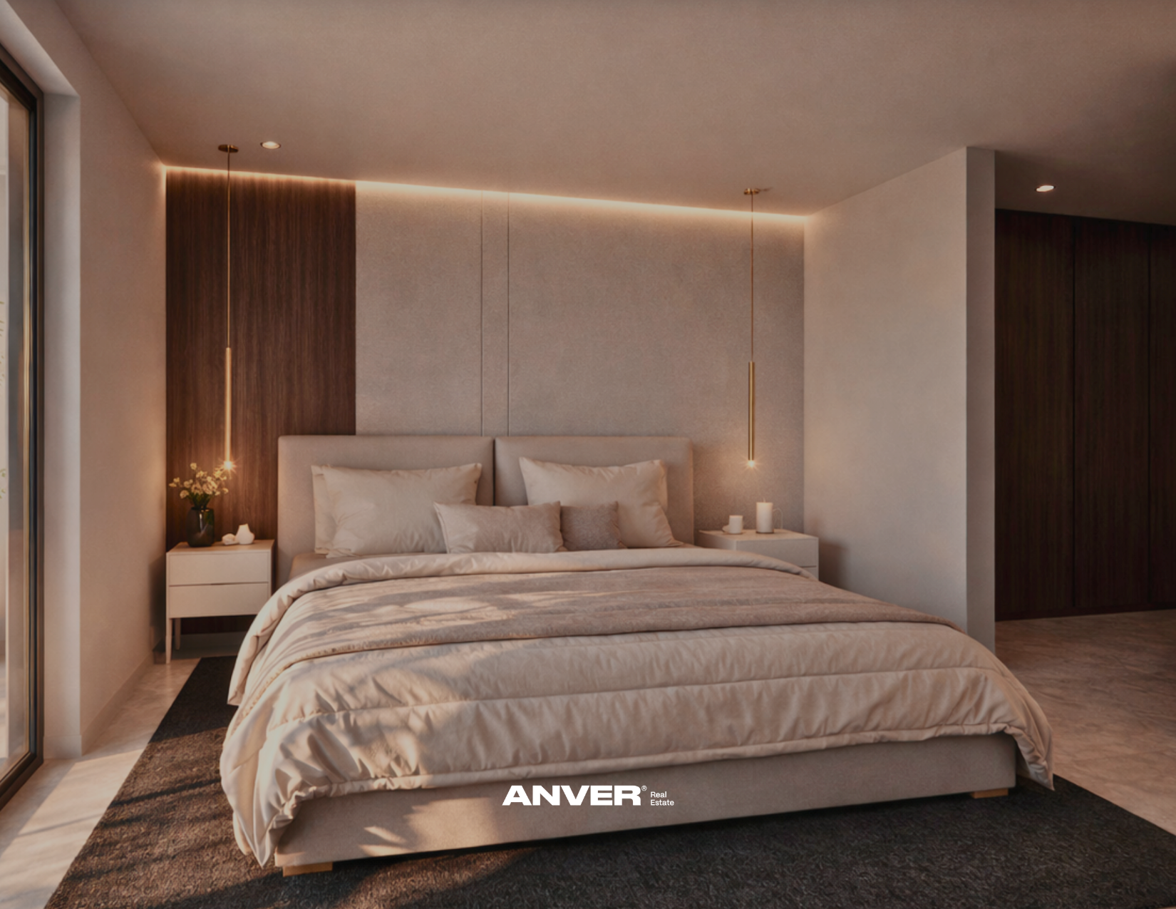 Habitación moderna con cama grande, paredes decorativas en tonos neutros, iluminación suave y detalles elegantes como una planta y velas en las mesitas de noche