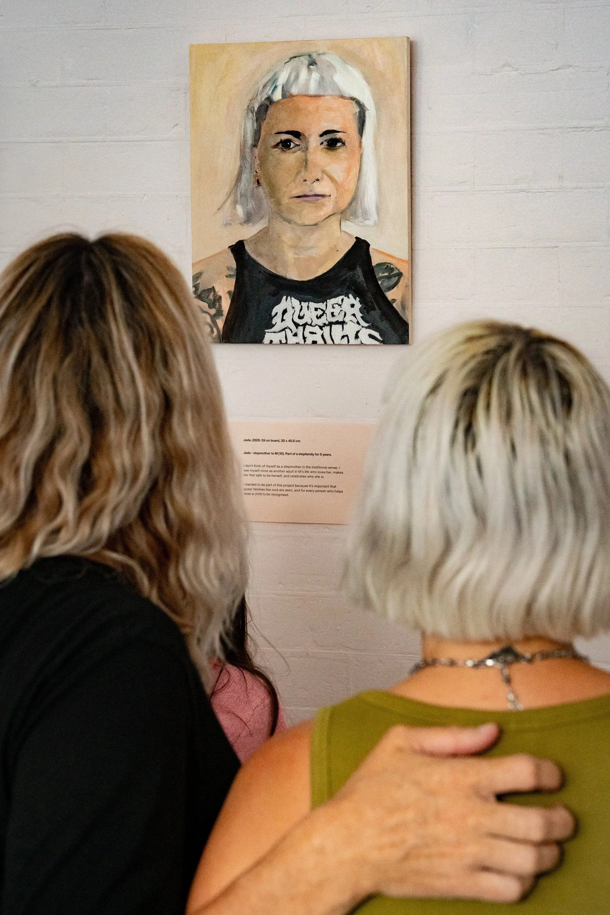 gorgeous+of+behind+jade+and+partners+head+looking+at+portrait.jpg