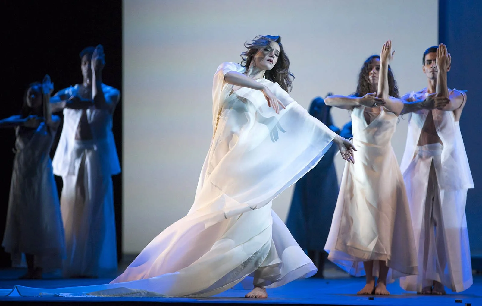 What Will I Do Without Euridice? Gluck, Orpheus, and the Ruinous Mercy of Looking Back