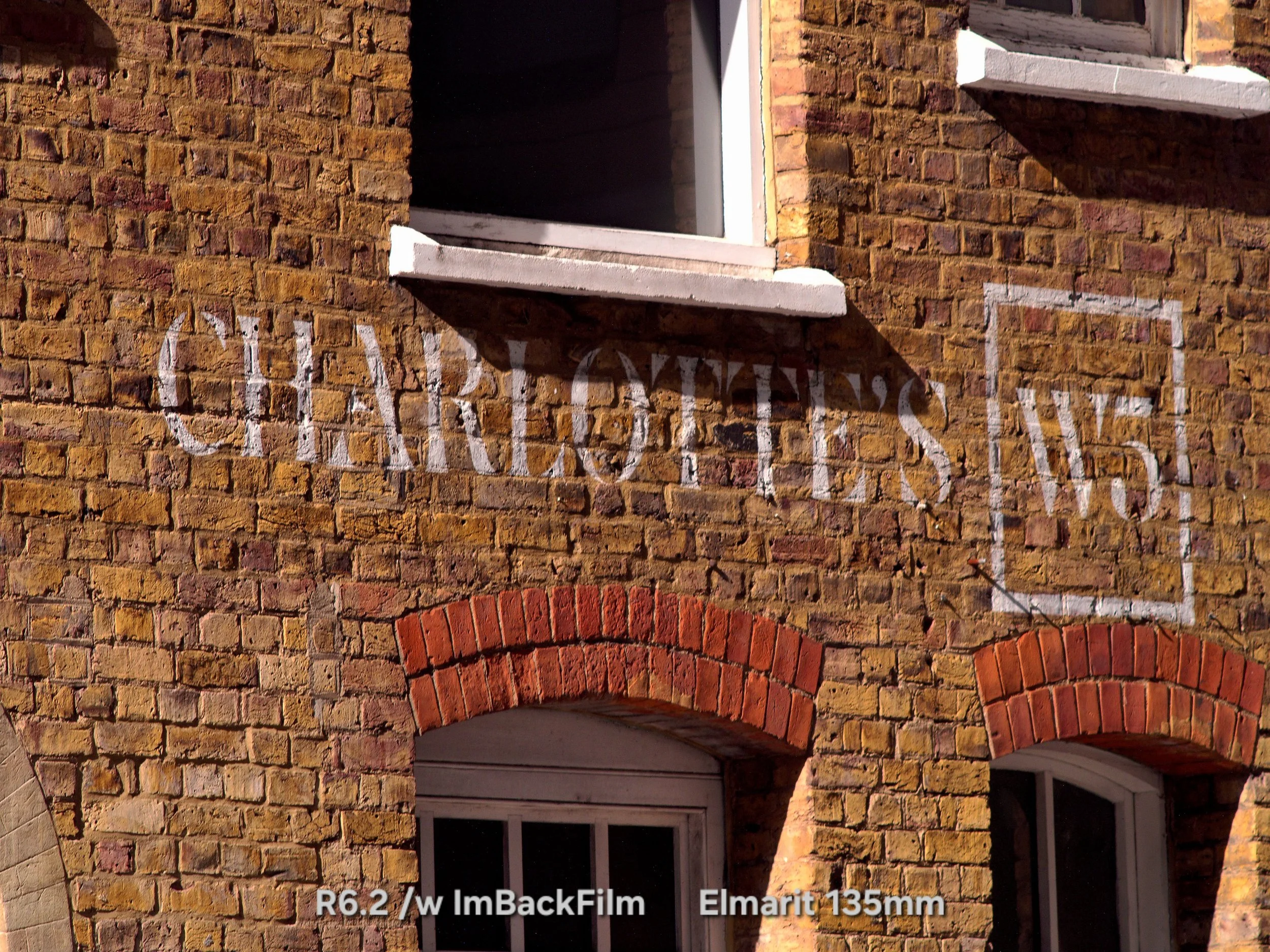 Dickens_wall_slogan.jpg