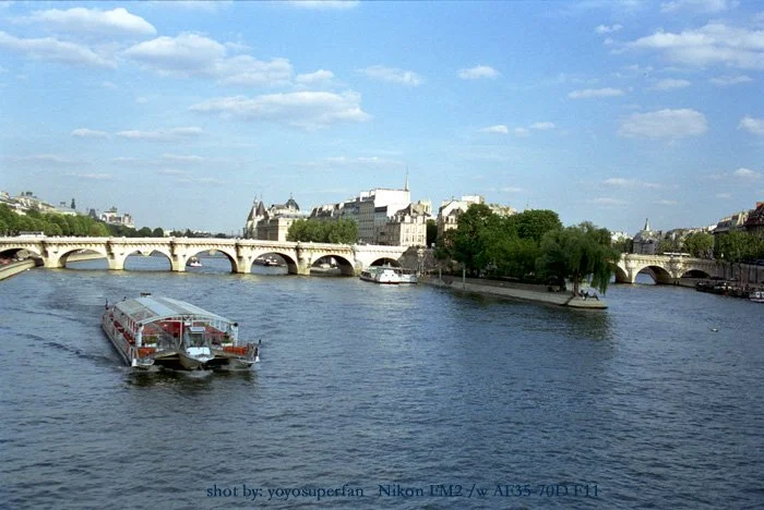 laseine01.jpg