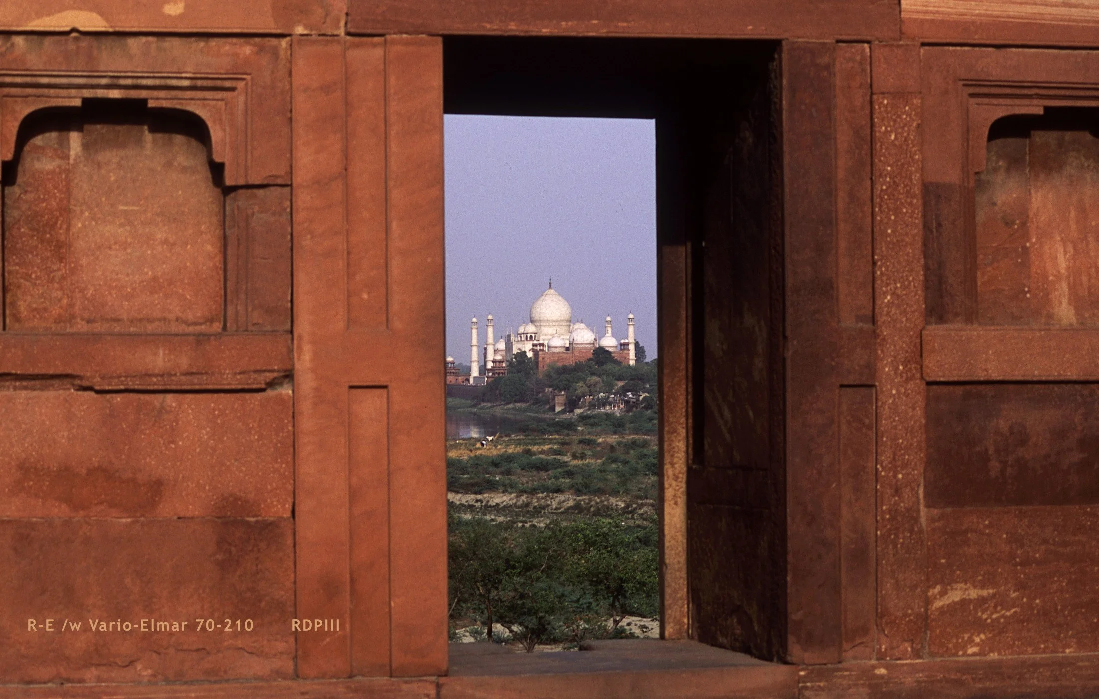 Agra_18_FortAgra.jpg