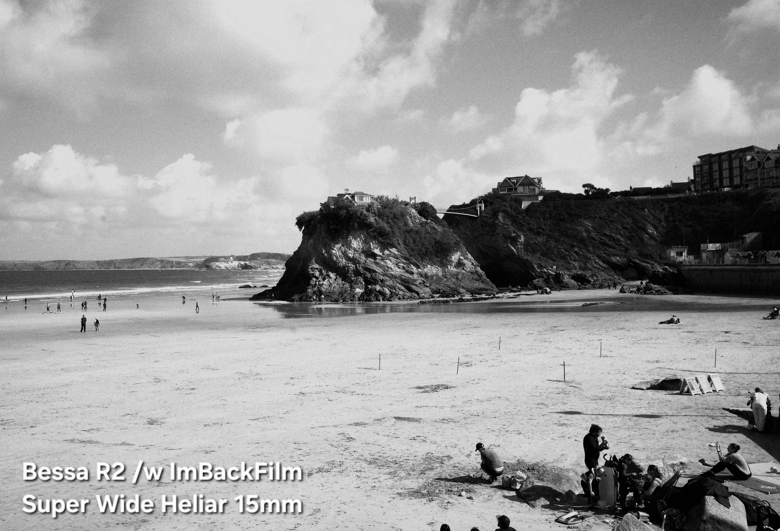 Newquay_Beach_01_BW.jpg